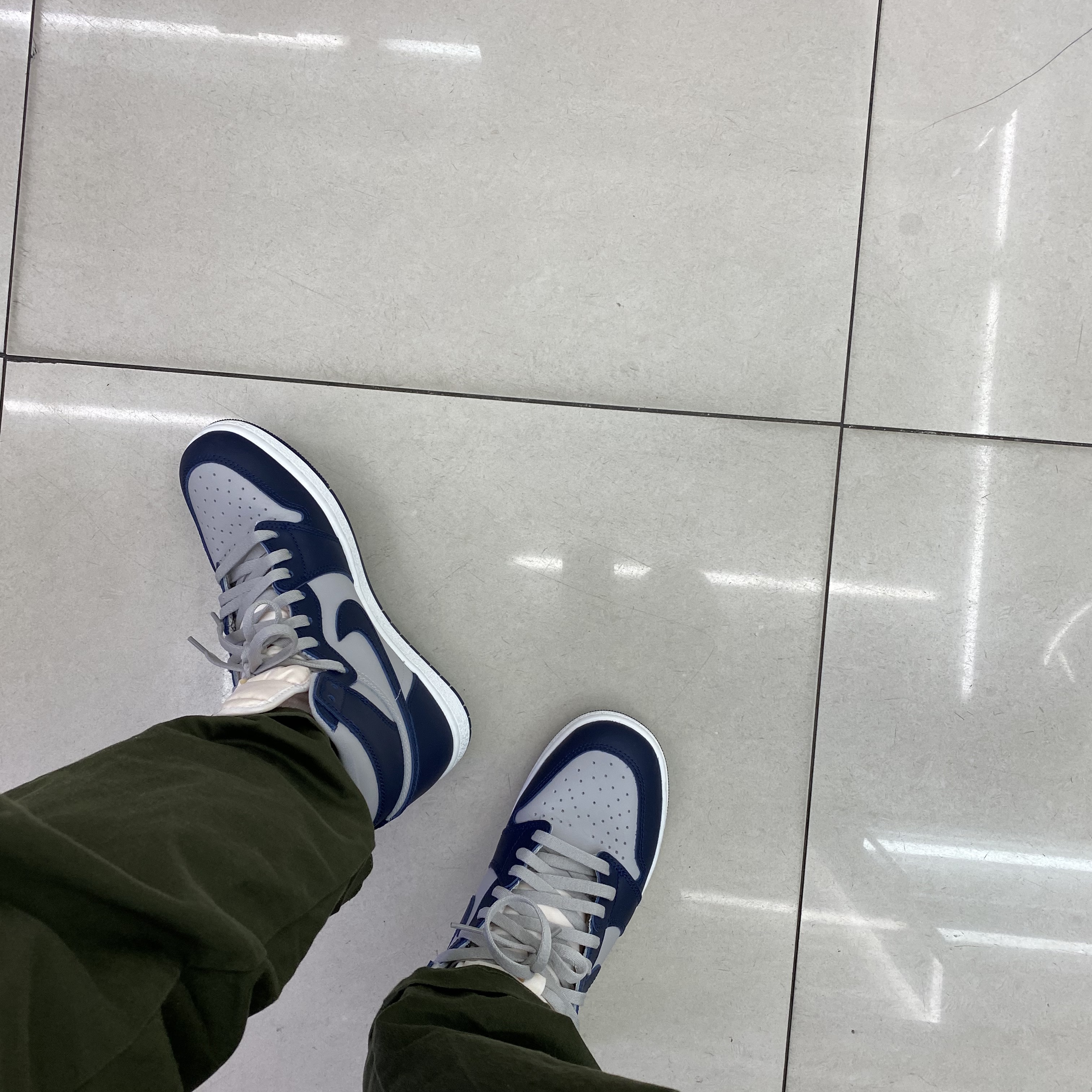 Jordan 1 High 85 College Navy 착용 스타일