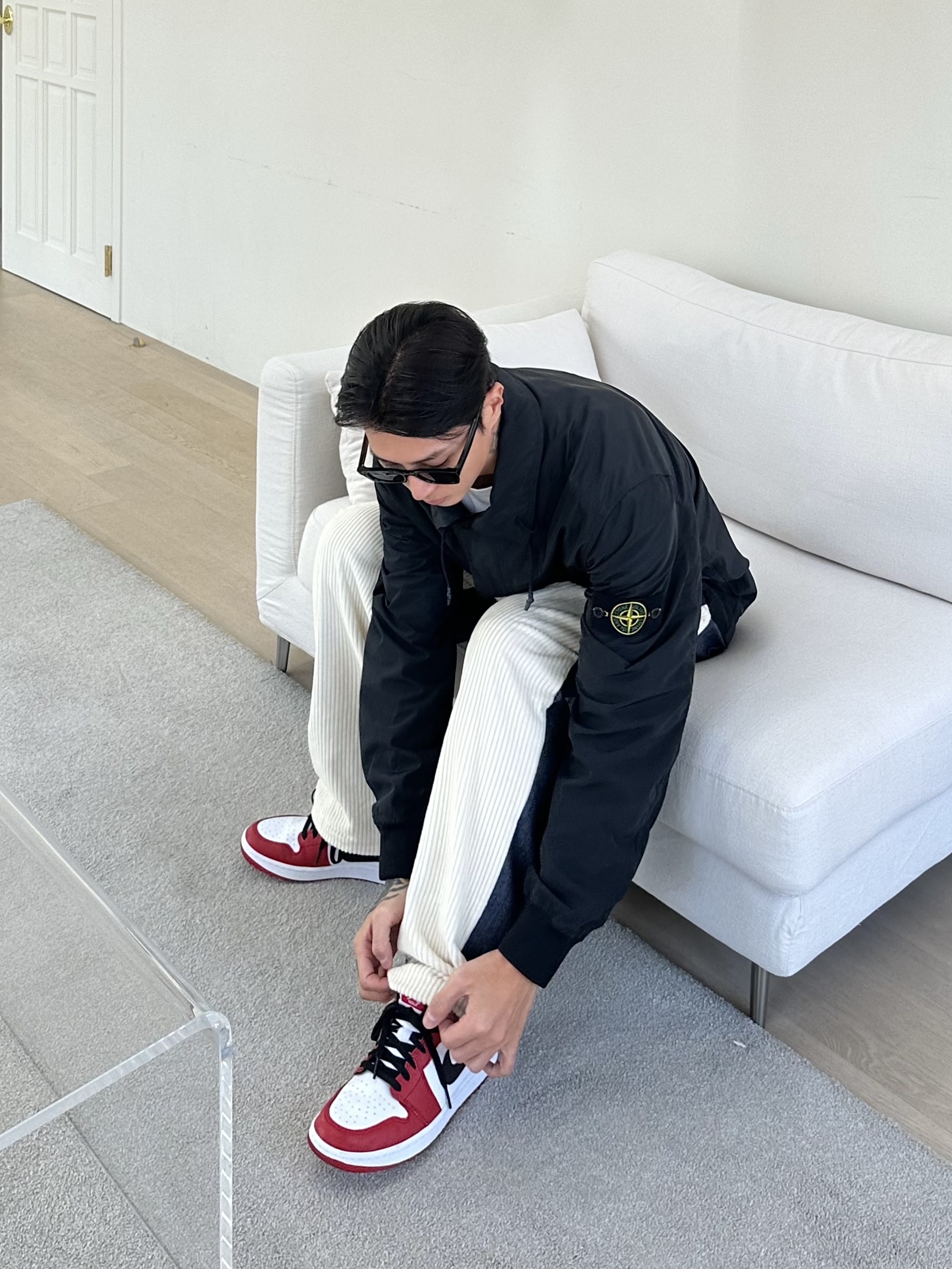 Stone Island 11525 O-Cotton/R-Nylon Tela Primaloft Overshirt Black - 21FW, Jordan 1 Low Golf Chicago 착용 스타일 - 2