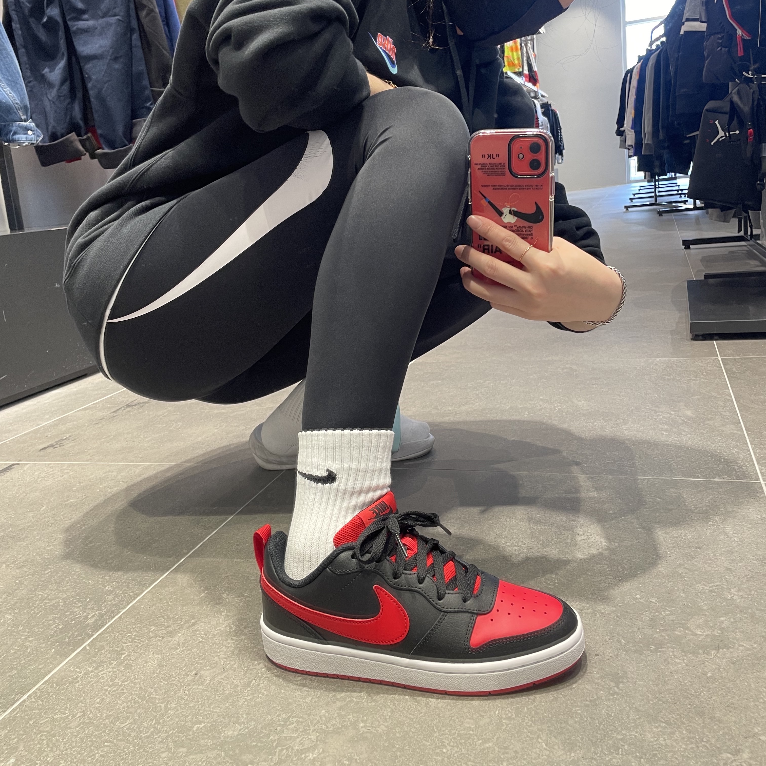(GS) Nike Court Borough Low 2 Black University Red  착용 스타일