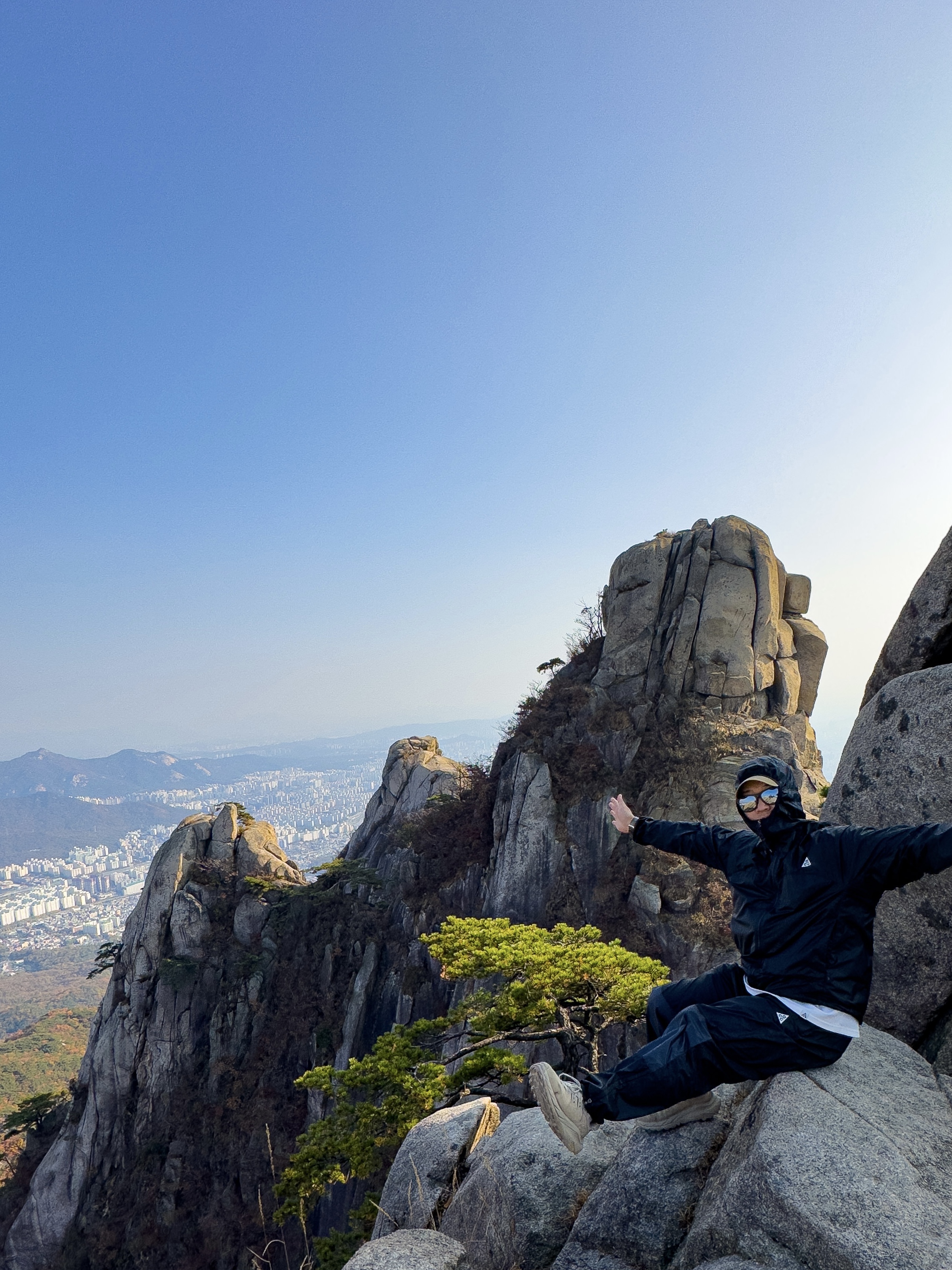 Nike ACG Cinder Cone Windproof Jacket Black - Asia, Nike ACG Cinder Cone Windshell Pants Black - Asia 착용 스타일 - 3