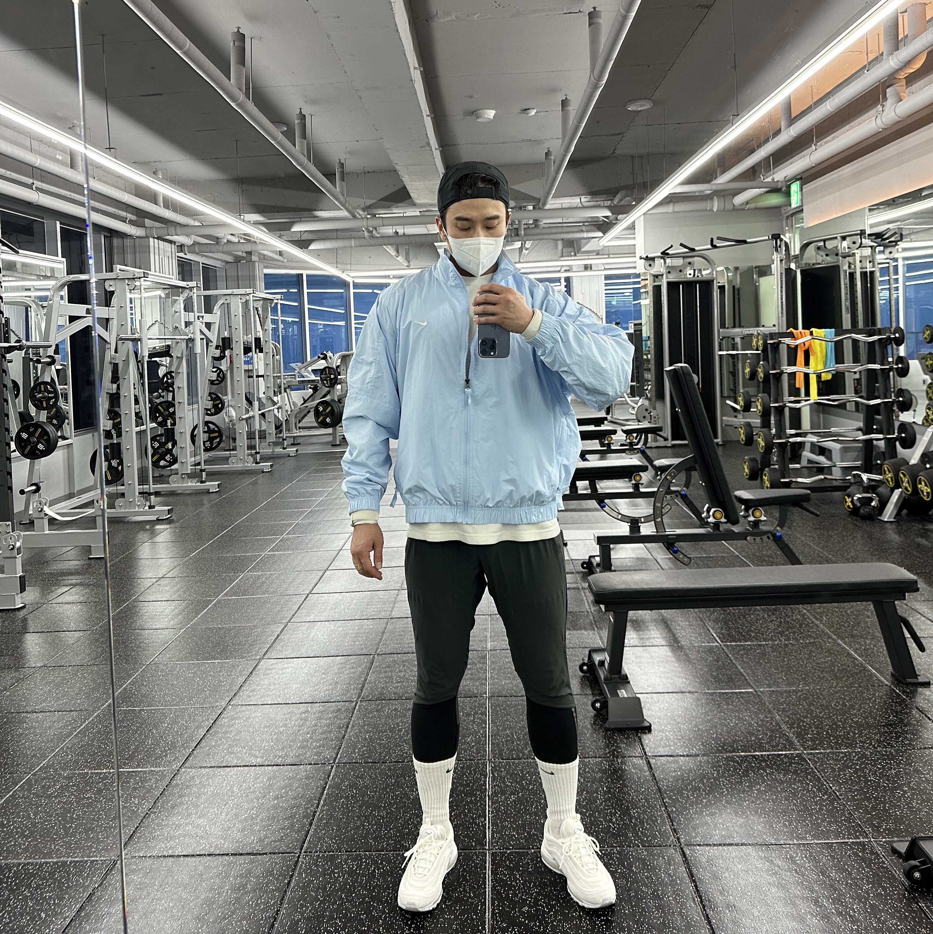 Nike NRG Solo Swoosh Woven Track Jacket Celestine Blue - Asia, Nike Air Max 97 Triple White Wolf Grey 착용 스타일