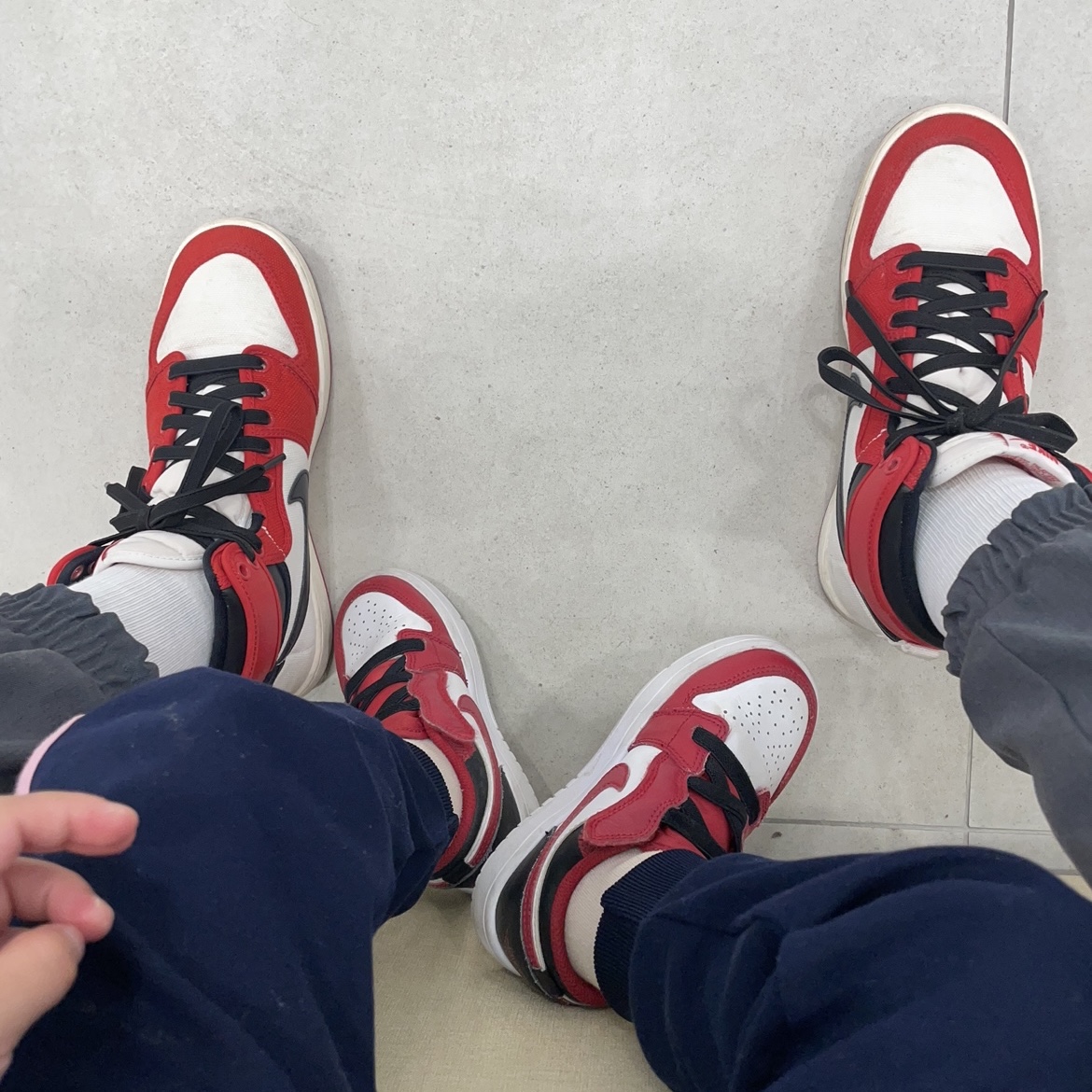 Jordan 1 KO Chicago 2021, (PS) Jordan 1 Low Alt White Gym Red Black 착용 스타일