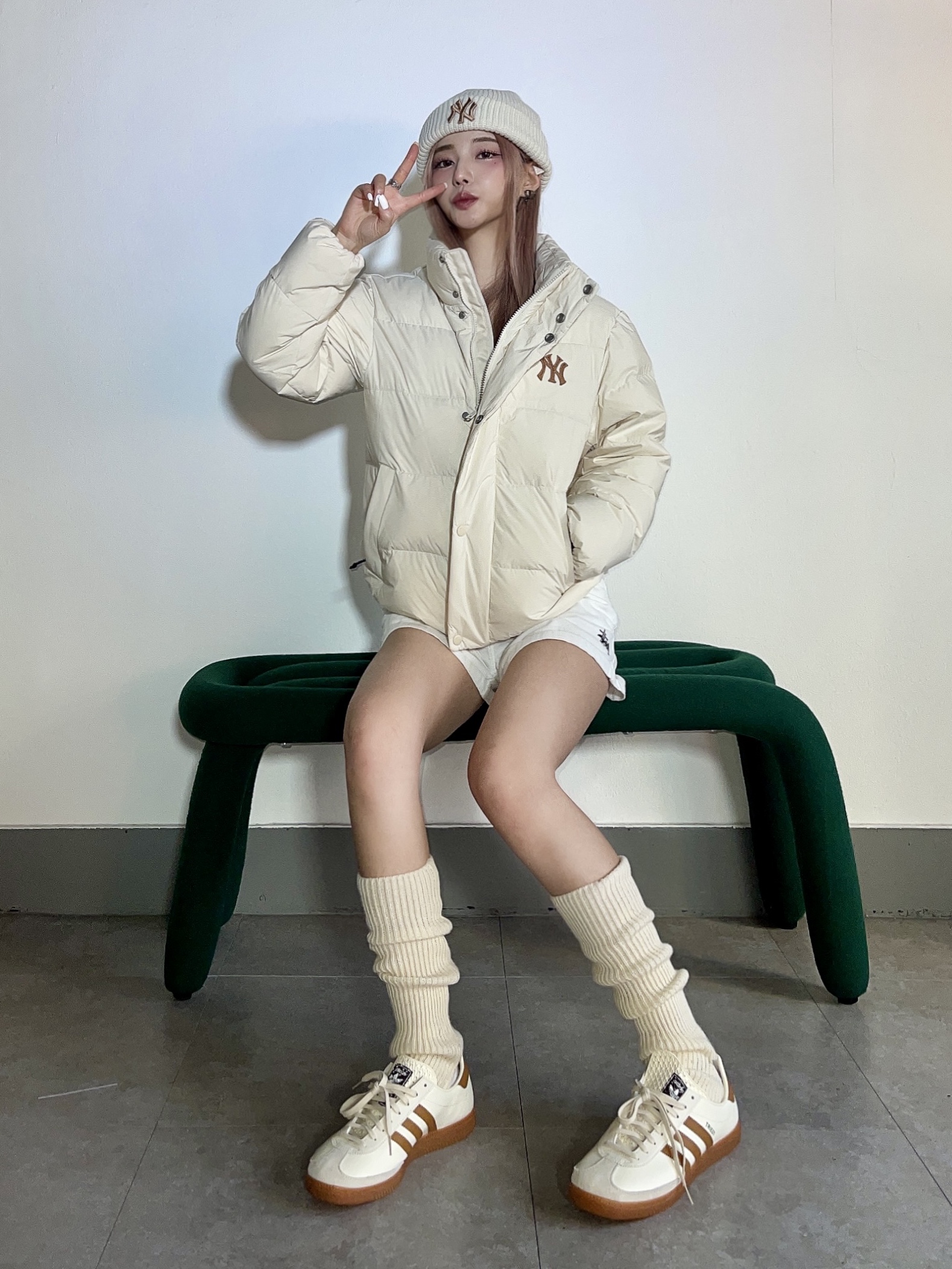 Adidas City Series Triest Cream White 착용 스타일 - 2