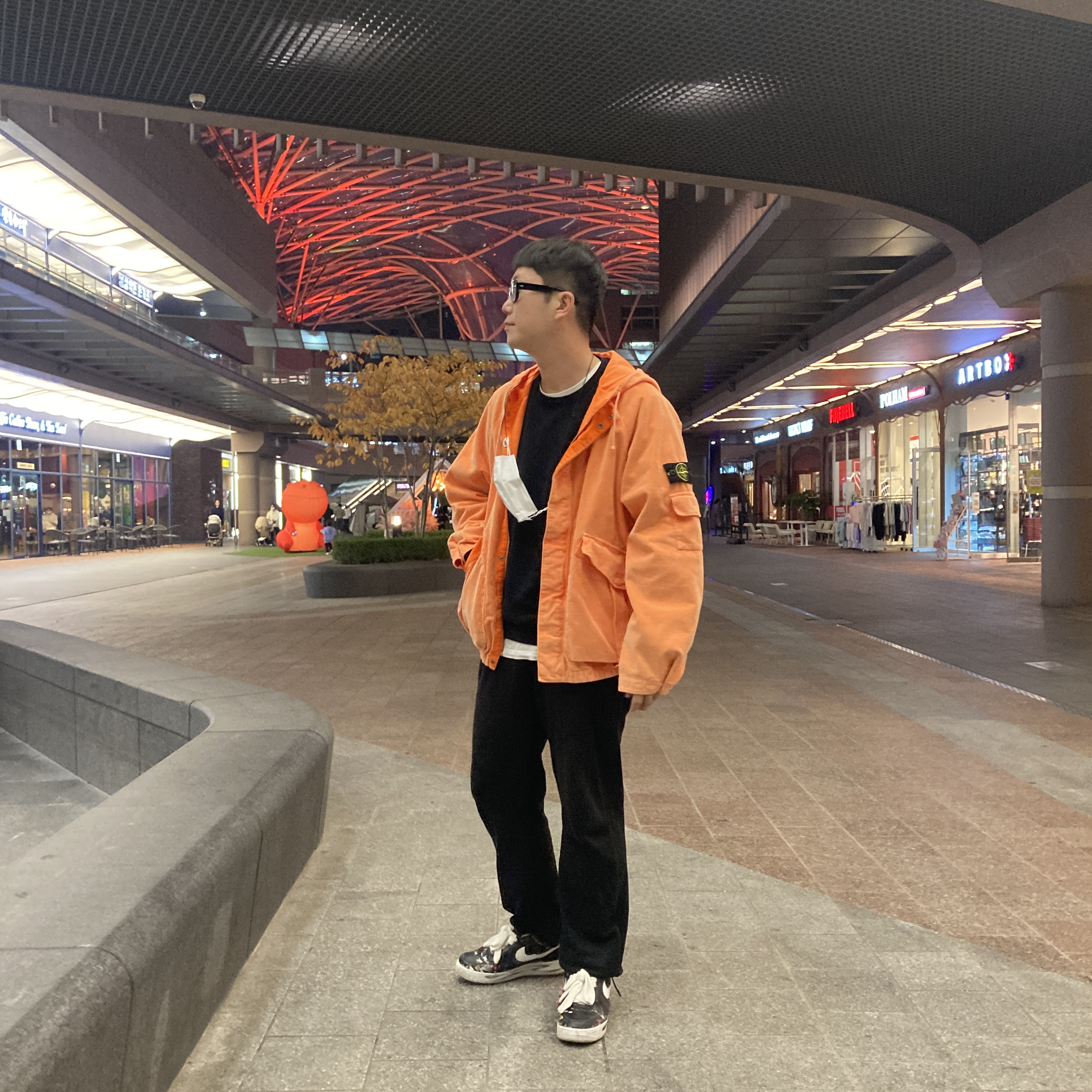 Supreme x Stone Island Corduroy Jacket Orange - 20FW, Nike x Peaceminusone Air Force 1 Low Para-Noise 착용 스타일 - 1
