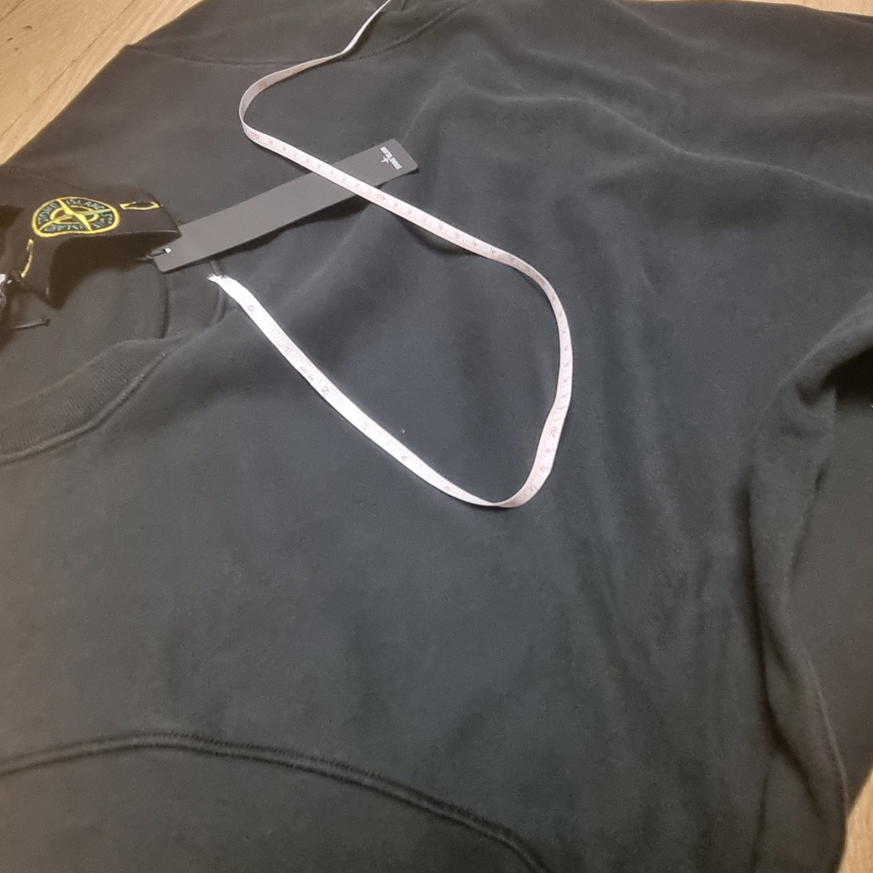 Stone Island 63020 Crewneck Sweatshirt Black - 22FW 착용 스타일 - 1