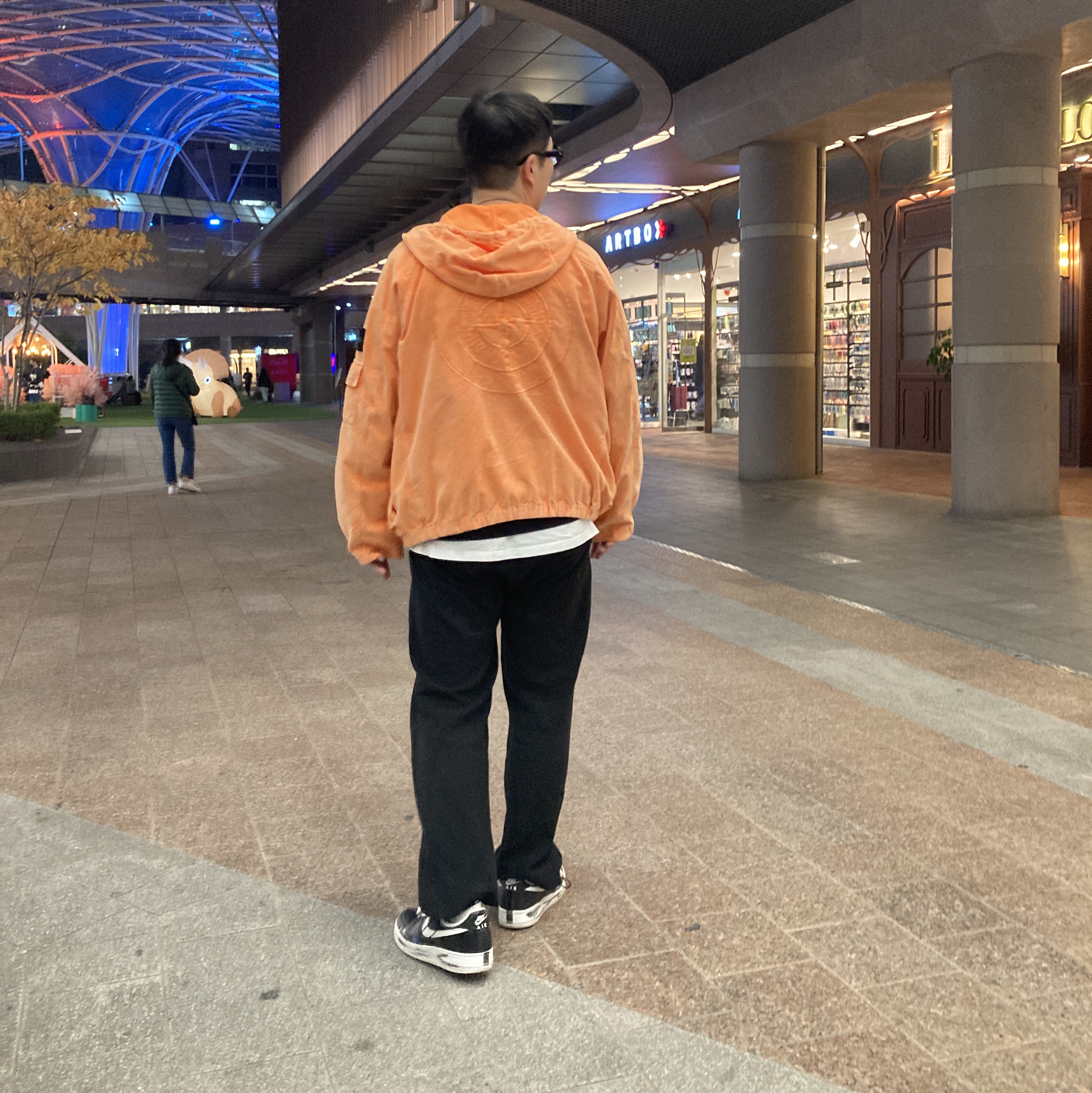 Supreme x Stone Island Corduroy Jacket Orange - 20FW, Nike x Peaceminusone Air Force 1 Low Para-Noise 착용 스타일 - 2