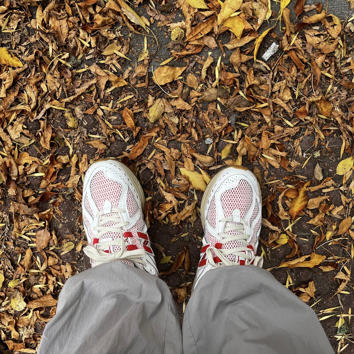 New Balance 1906R White Red 착용 스타일 - 2