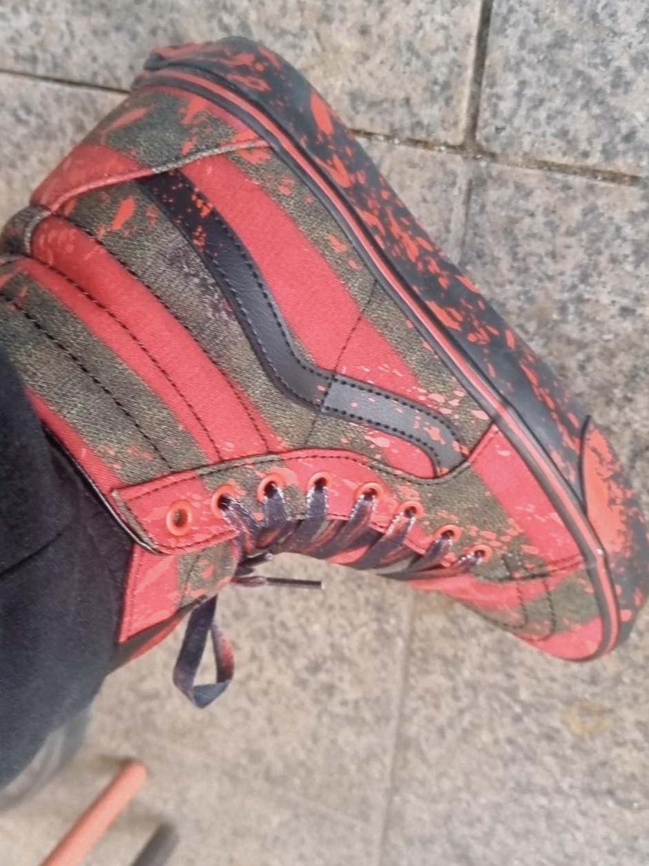 Vans x House of Terror Sk8-Hi Nightmare on Elm Street Freddy Krueger 착용 스타일 - 2