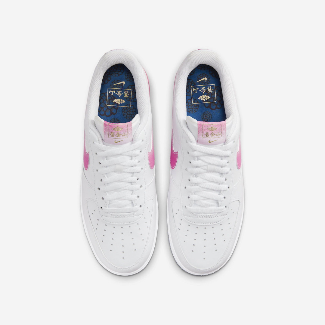 Nike Air Force 1 '07 Low White, Nike Air Force 1 '07 QS Valentine's Day 착용 스타일 - 4