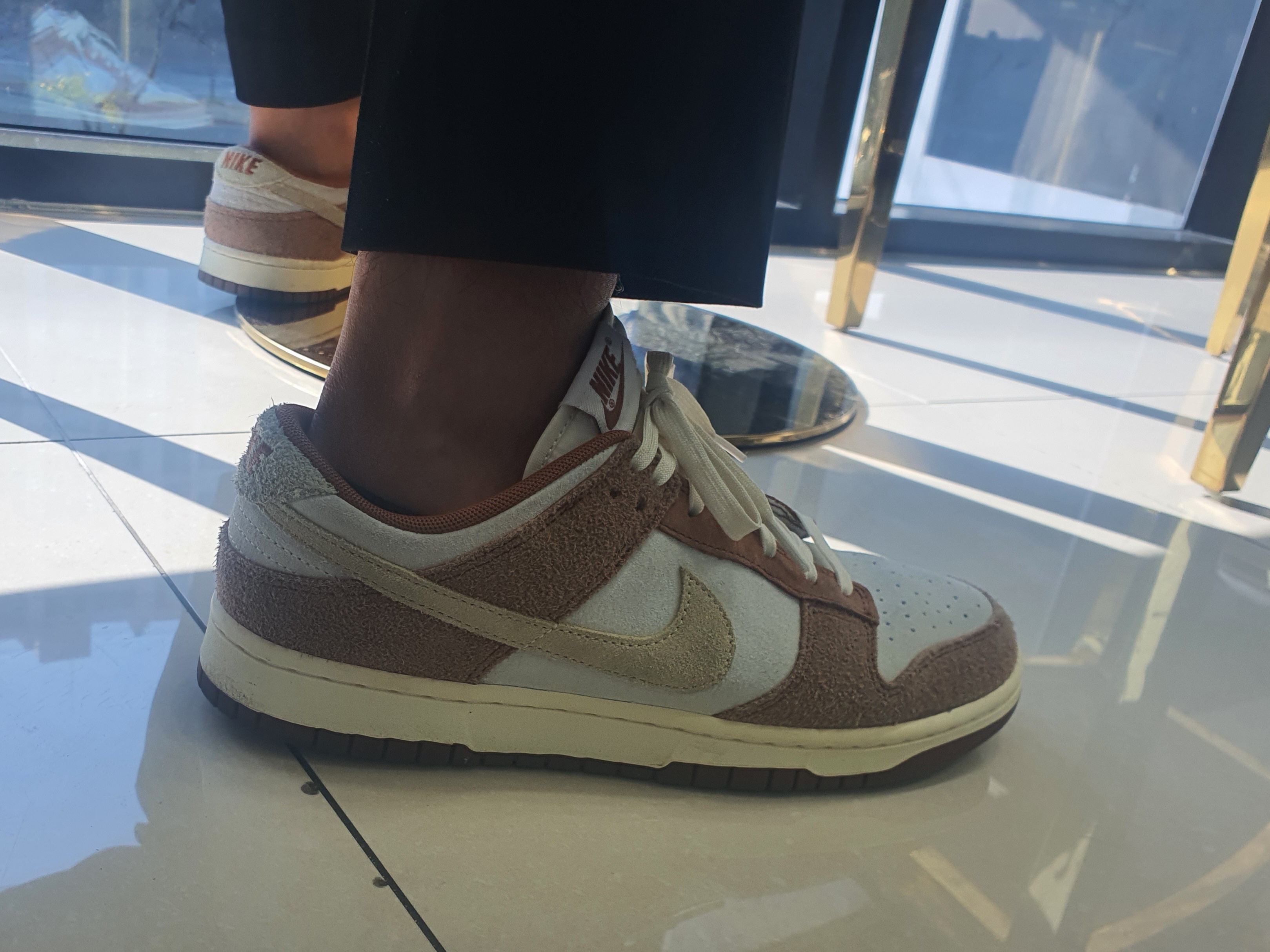 Nike Dunk Low Pro Premium Medium Curry 착용 스타일 - 1