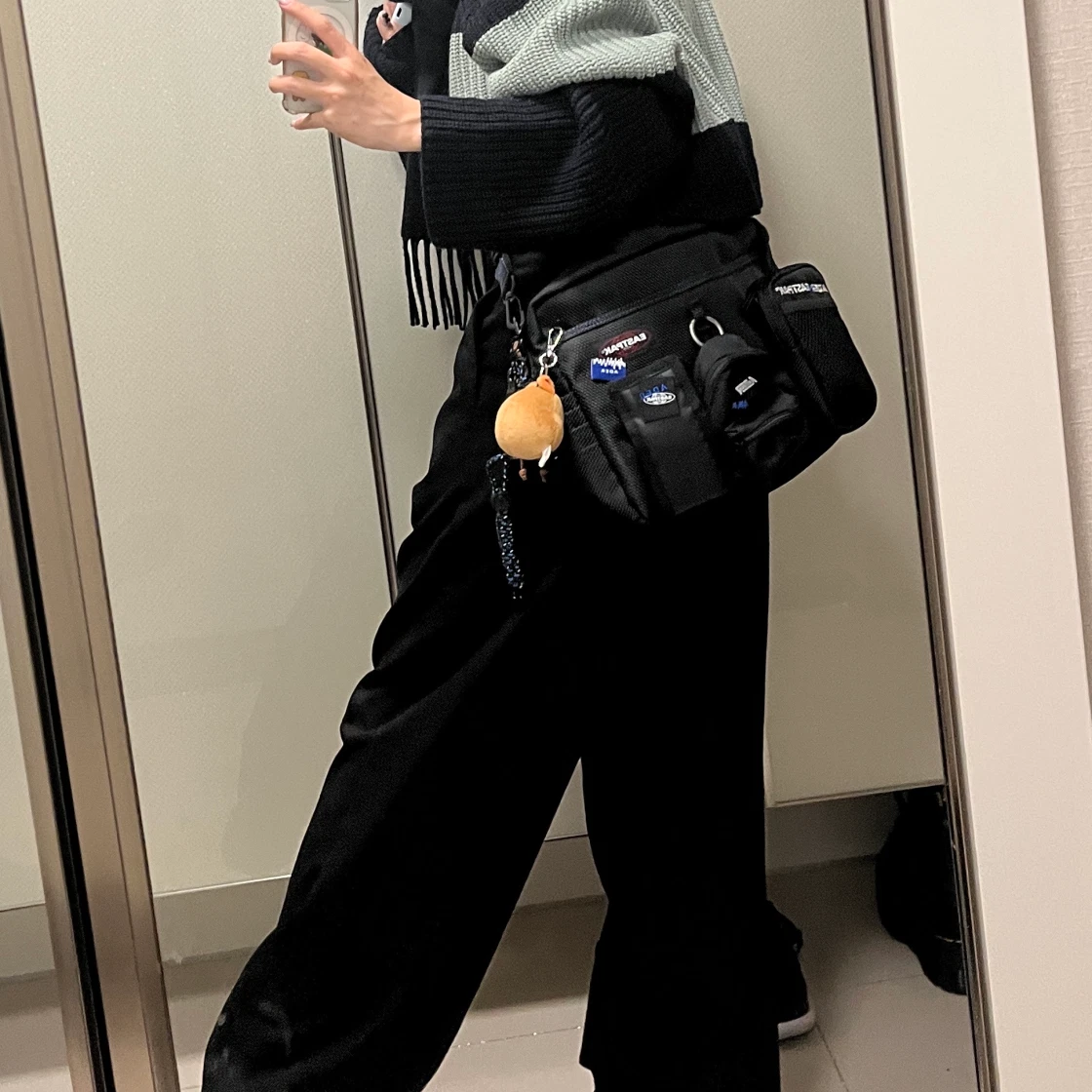 Acne Studios Canada N... STYLE | KREAM
