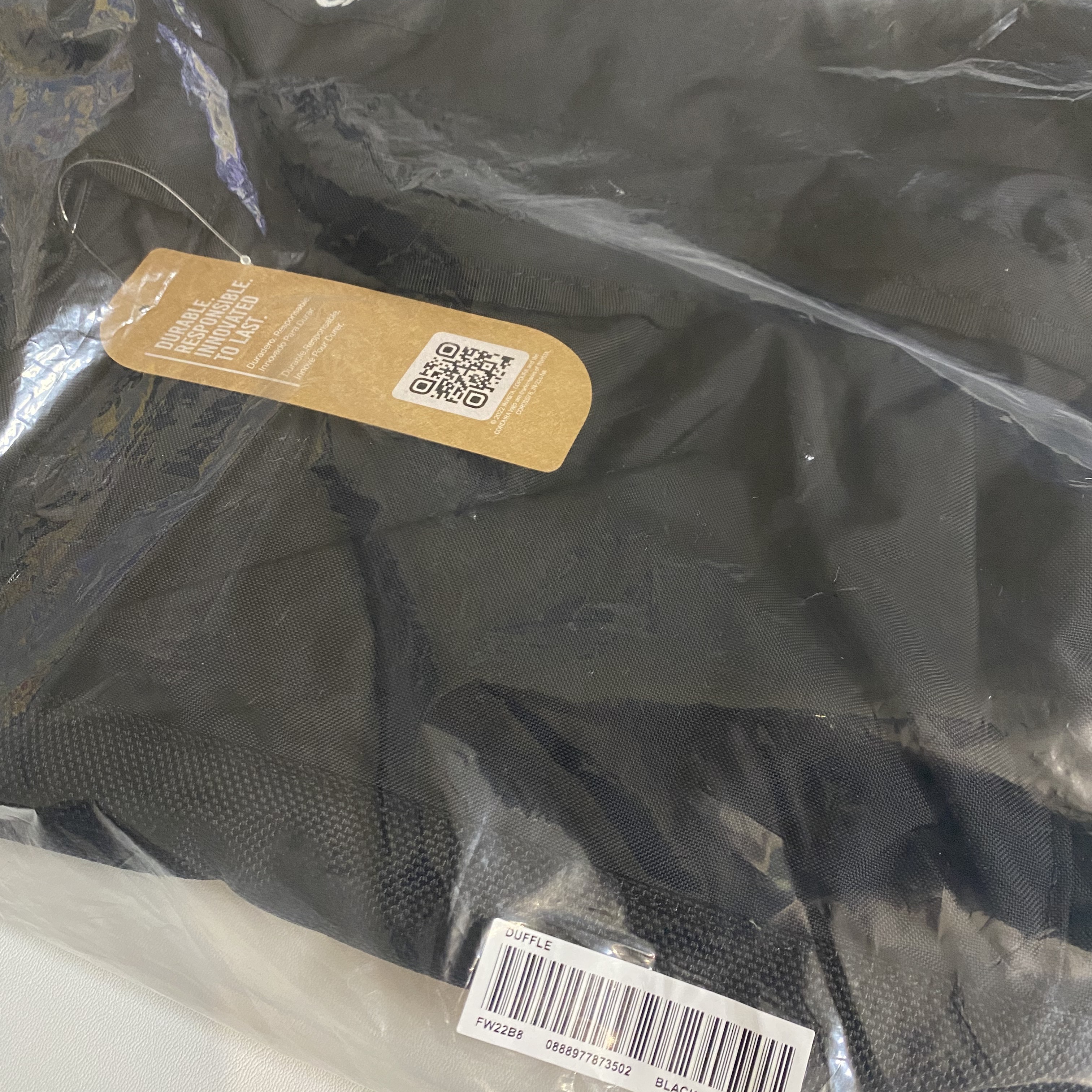Supreme Duffle Bag Black - 22FW 착용 스타일