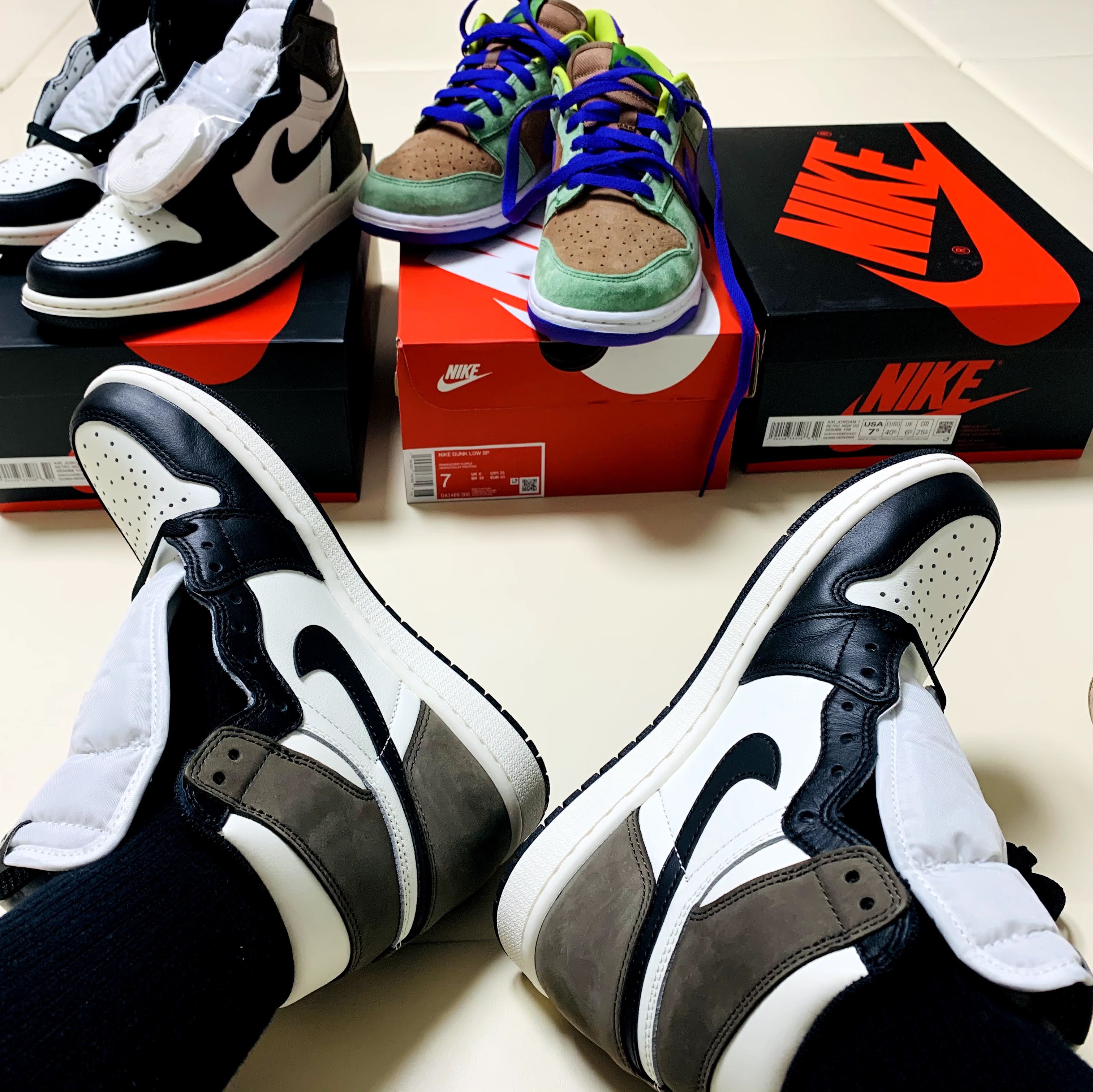 Jordan 1 Retro High OG Black Mocha, Jordan 1 Retro High OG Shadow 2.0 착용 스타일 - 1