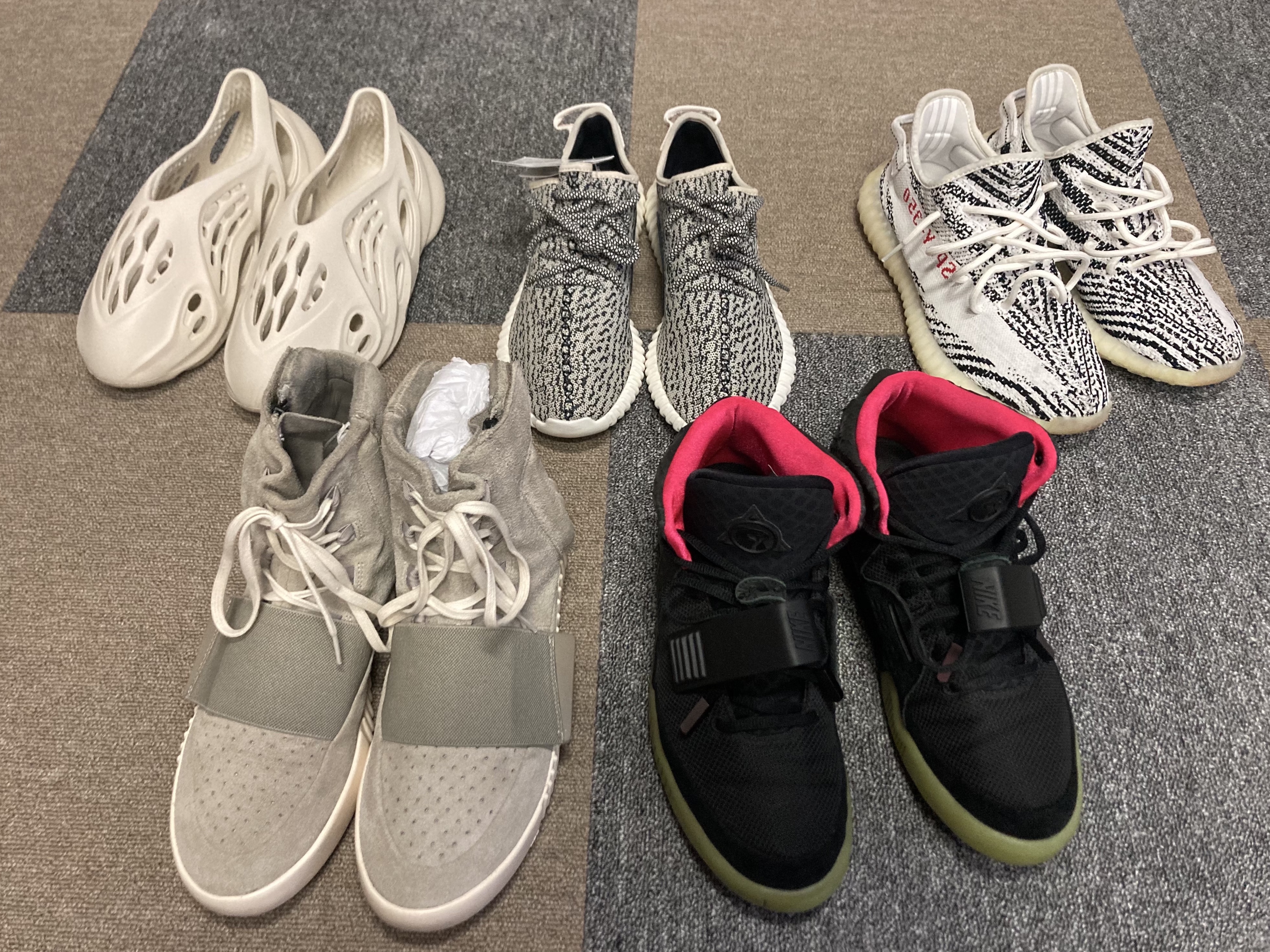 Nike Air Yeezy 2 Solar Red, Adidas Yeezy Boost 750 OG Light Brown 착용 스타일