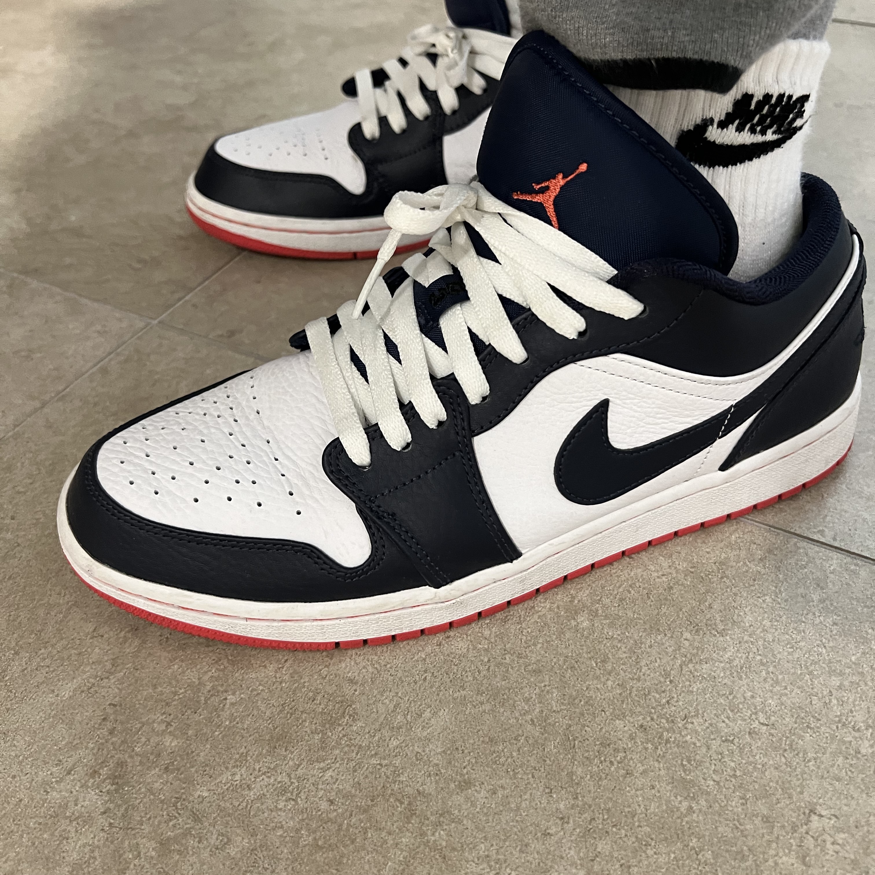 Nike Dunk Low Retro PRM Halloween, Jordan 1 Retro Low OG Bred 2015 착용 스타일 - 3
