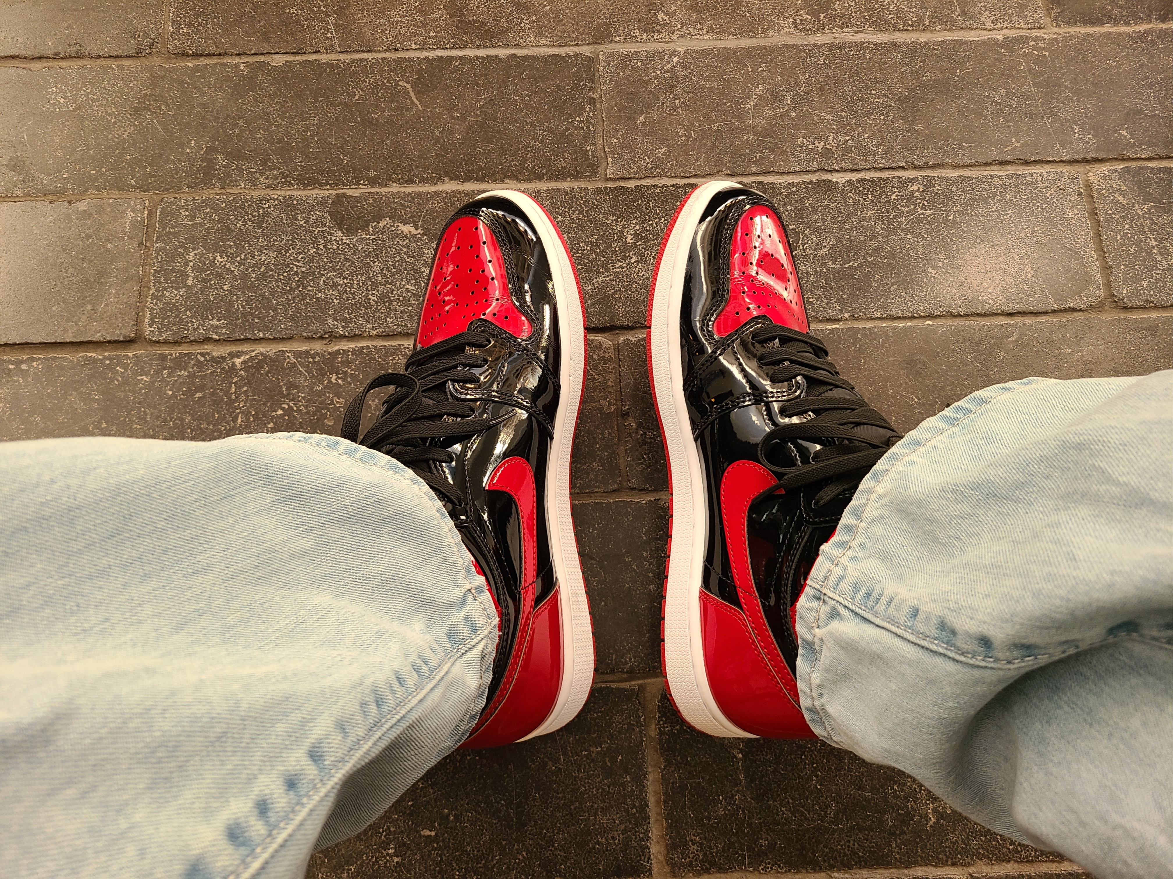 Jordan 1 Retro High OG Patent Bred 착용 스타일 - 2