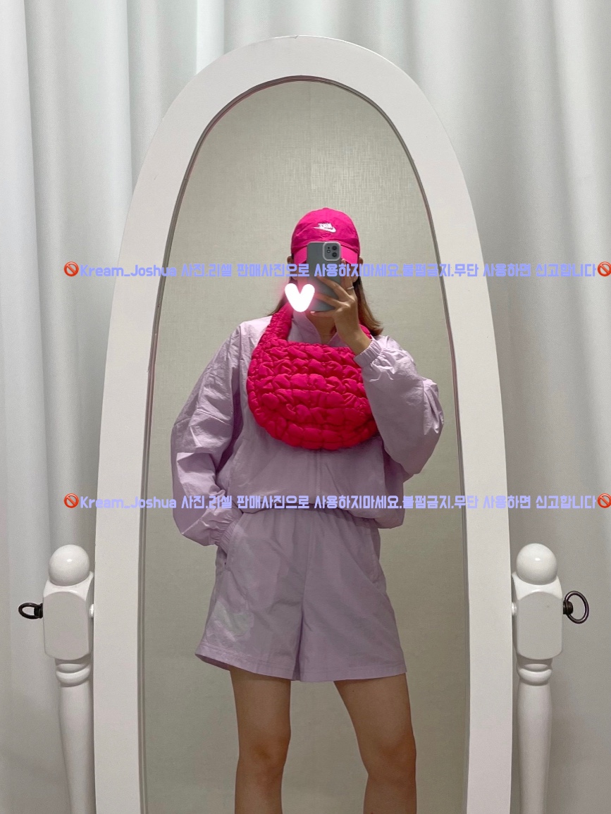 COS Quilted Mini Bag Pink 착용 스타일 - 2