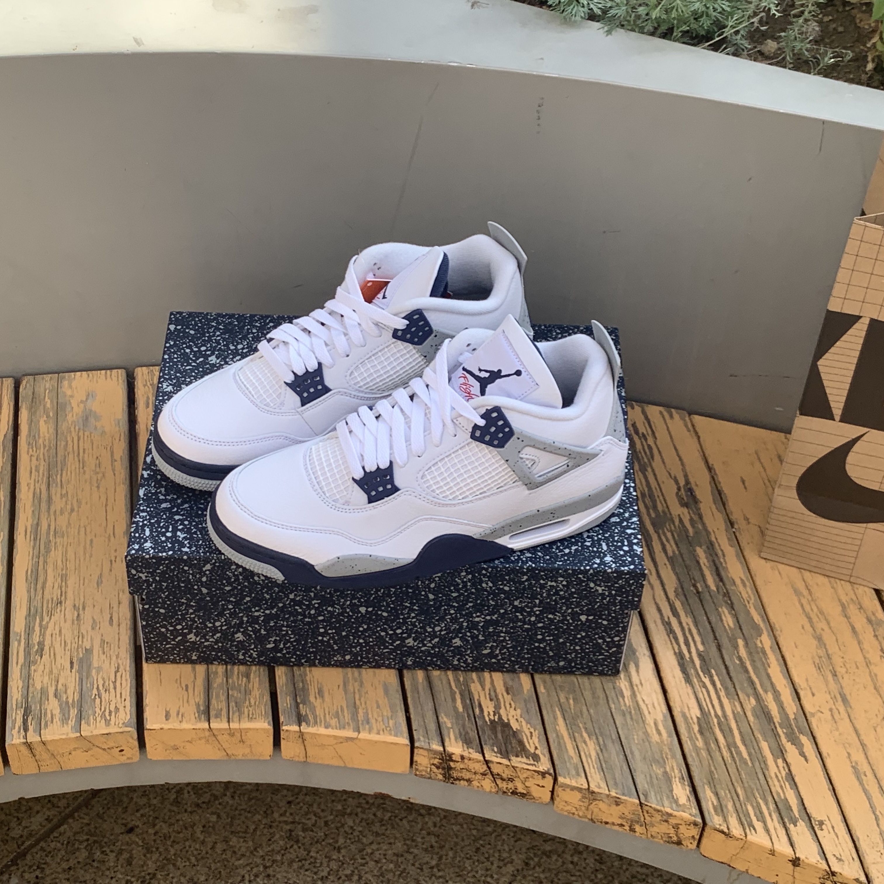 Jordan 4 Retro Midnight Navy 착용 스타일