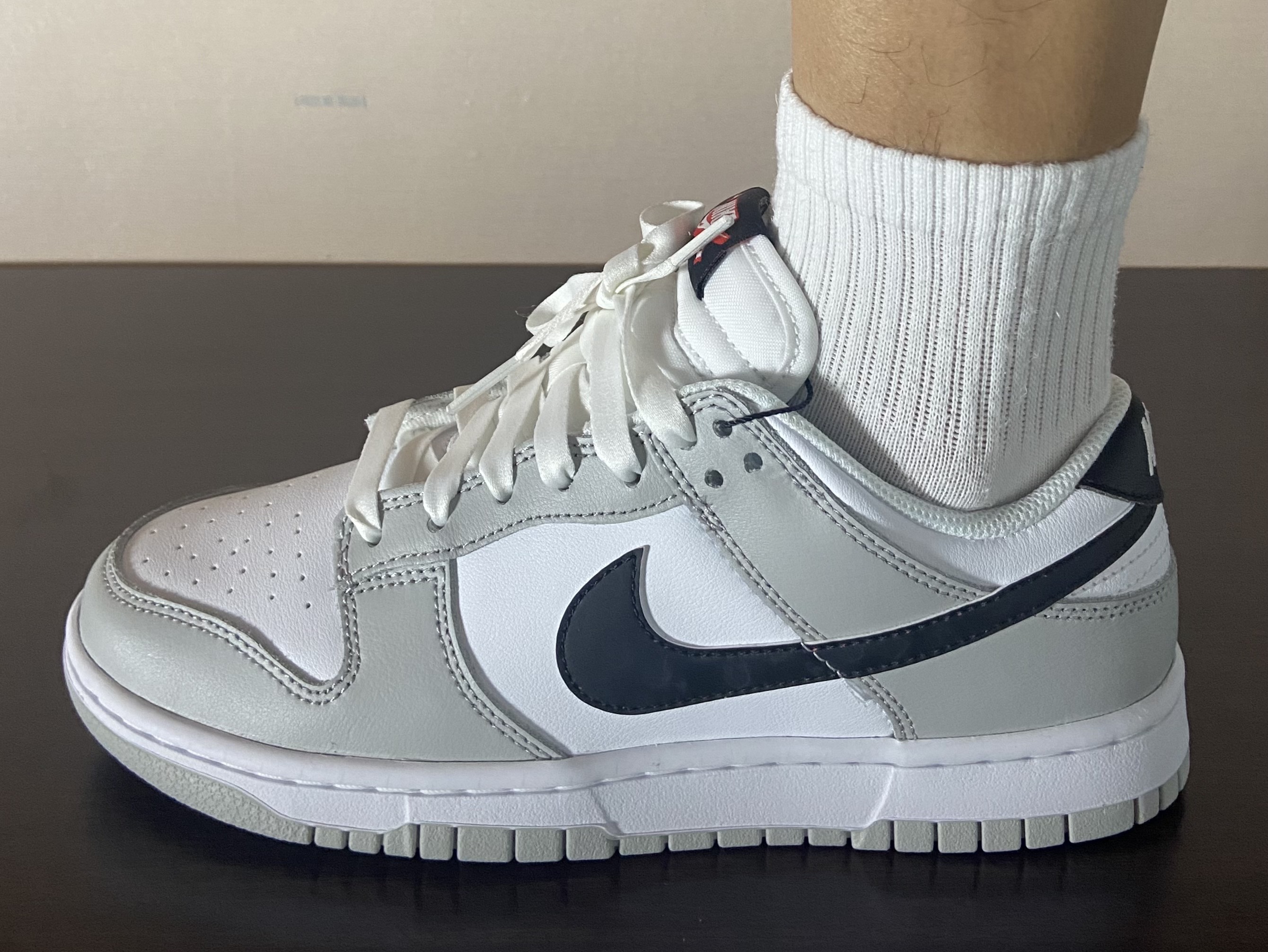 Nike Dunk Low Retro SE Jackpot Grey Fog 착용 스타일