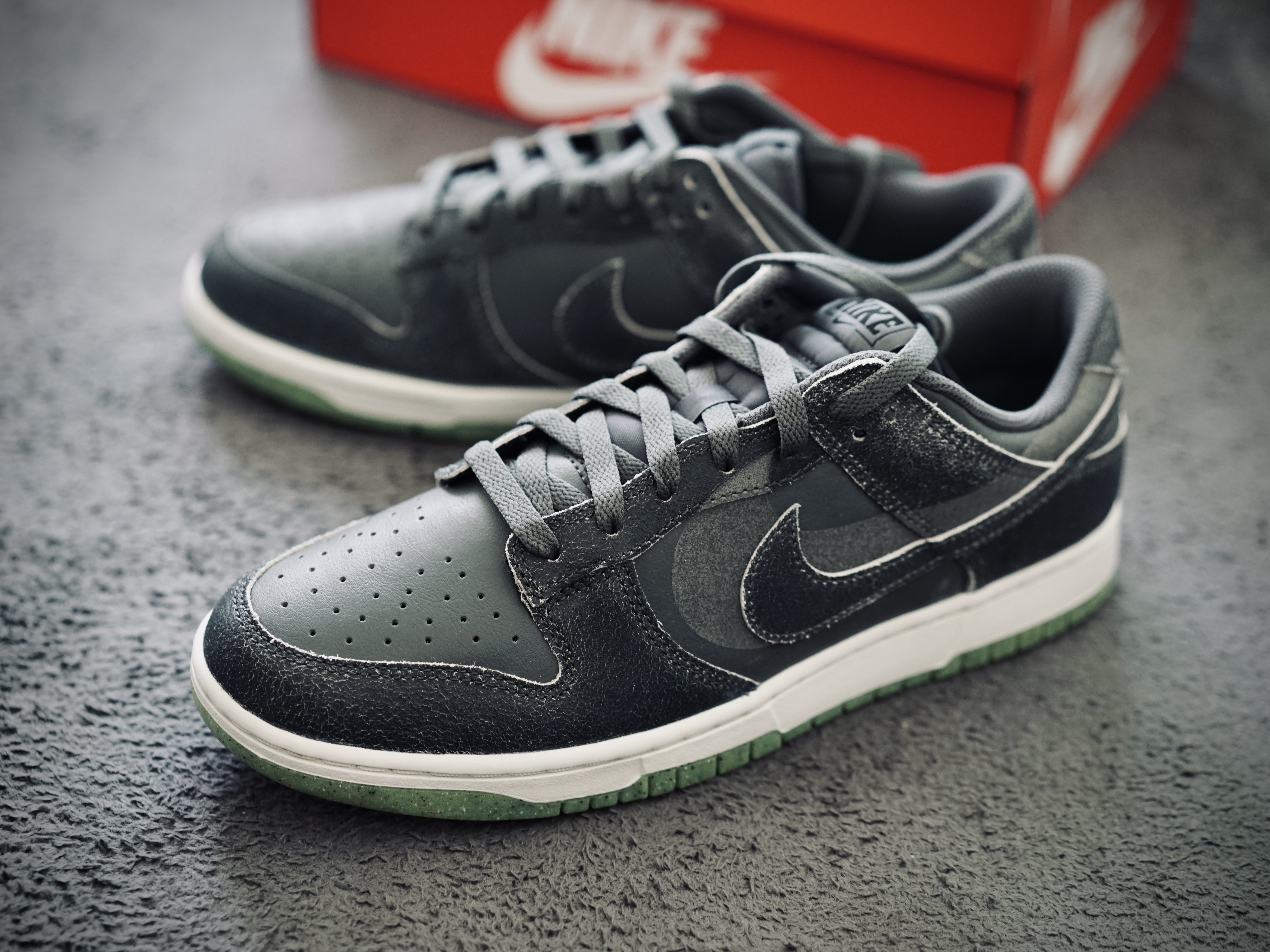 Nike Dunk Low Retro PRM Halloween 착용 스타일