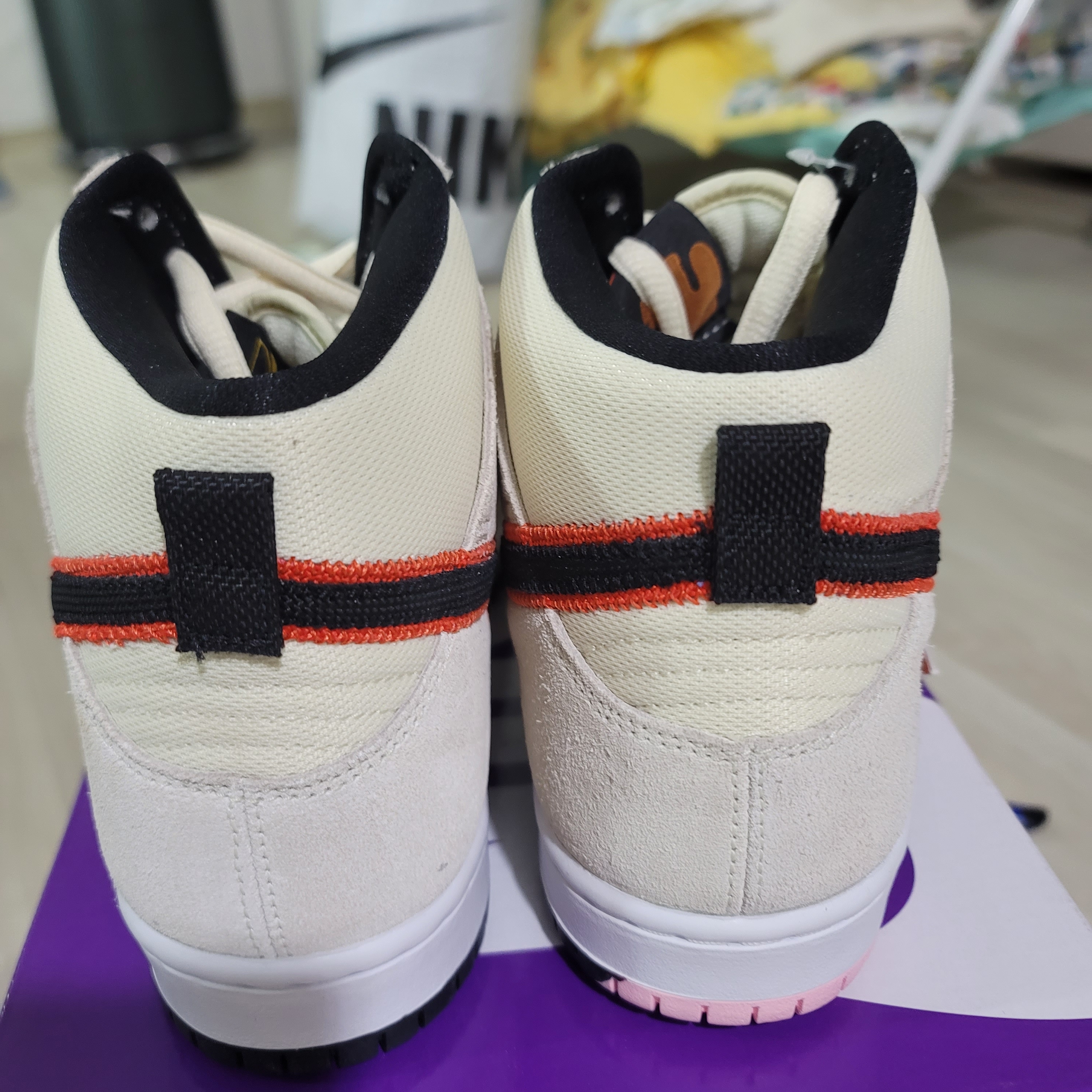 Nike SB Dunk High Pro PRM Coconut Milk and Black 착용 스타일 - 2