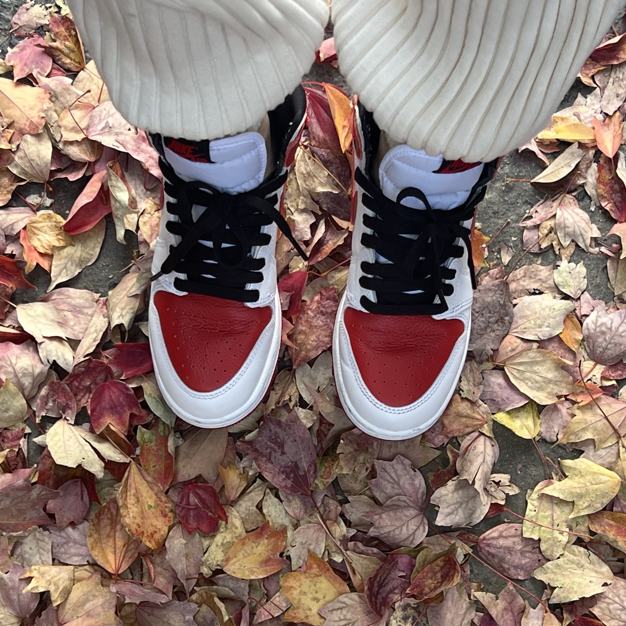 Jordan 1 Retro High OG Heritage 착용 스타일 - 2