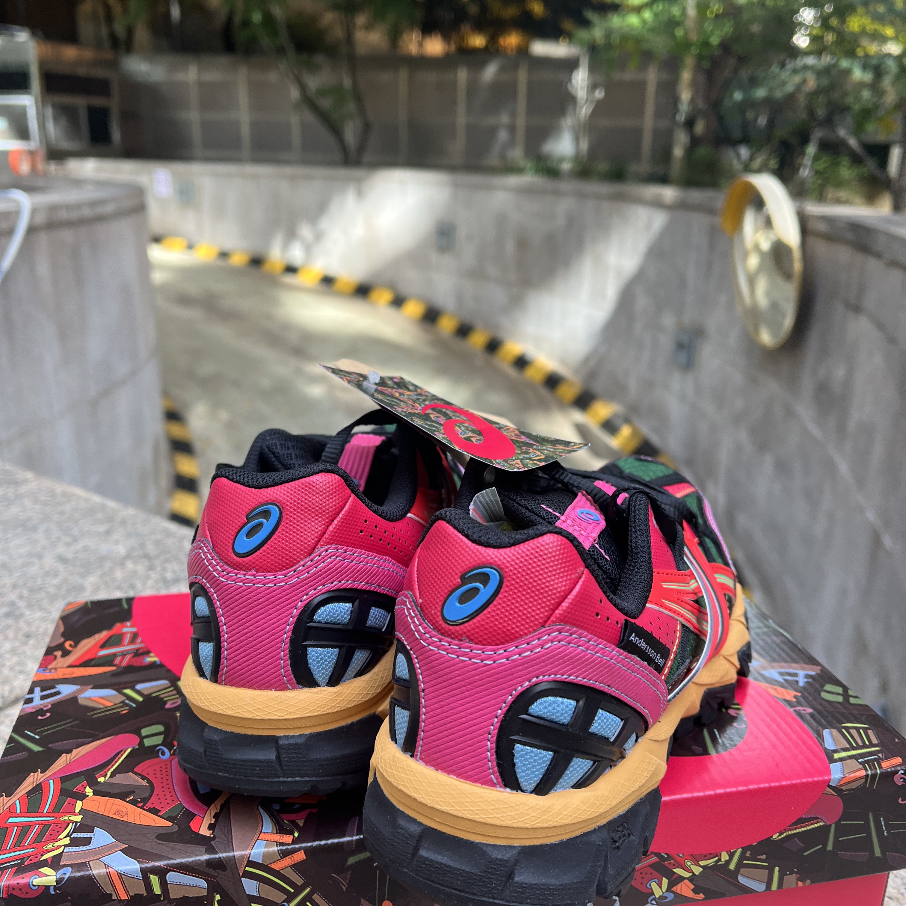 Asics x Andersson Bell Gel-Sonoma 15-50 Bright Rose Evergreen 착용 스타일 - 3