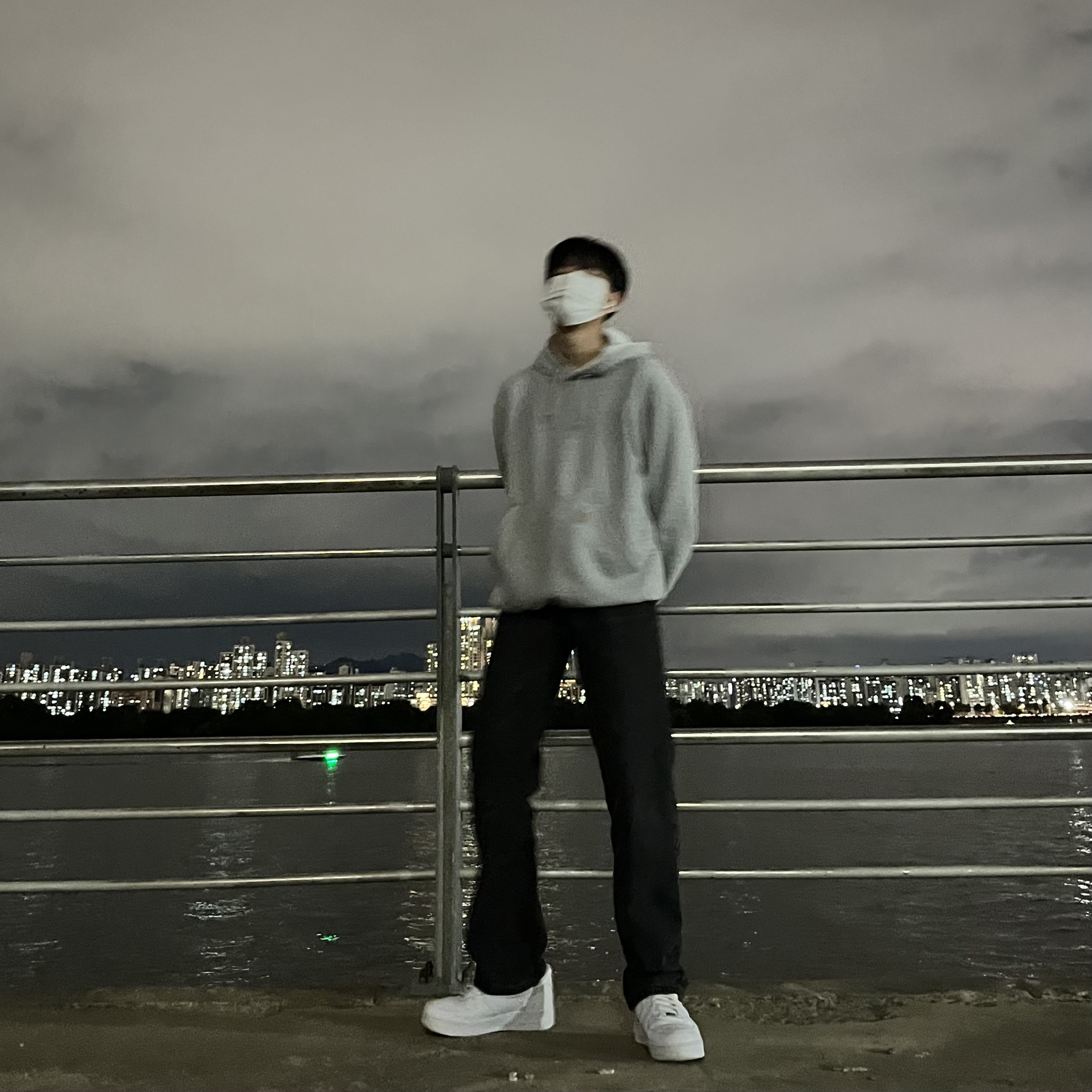 Nike Air Force 1 '07 Low White 착용 스타일 - 1