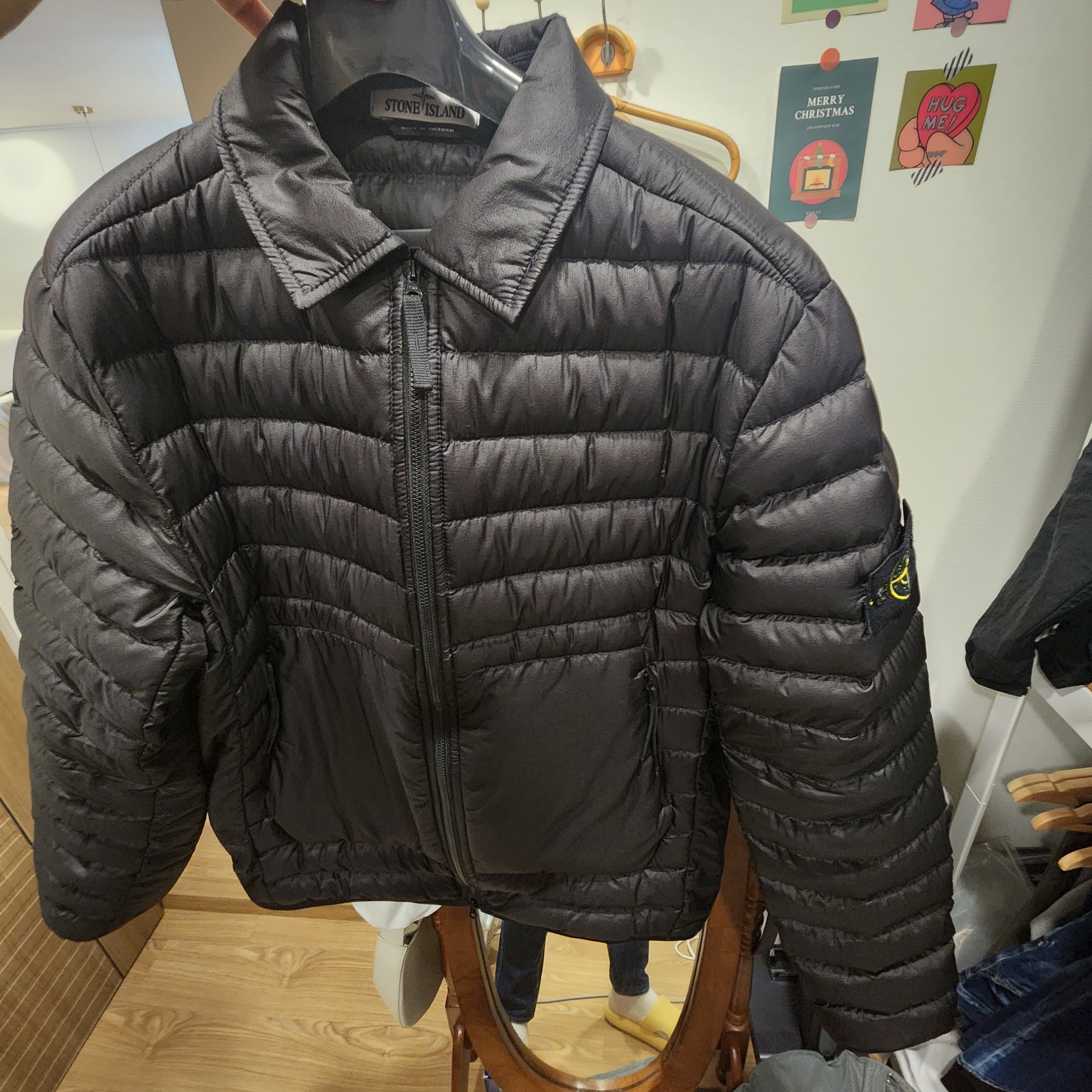 Stone Island 42124 Bio-Based Ripstop Nylon Light Down Shirt Jacket Black - 22SS 착용 스타일