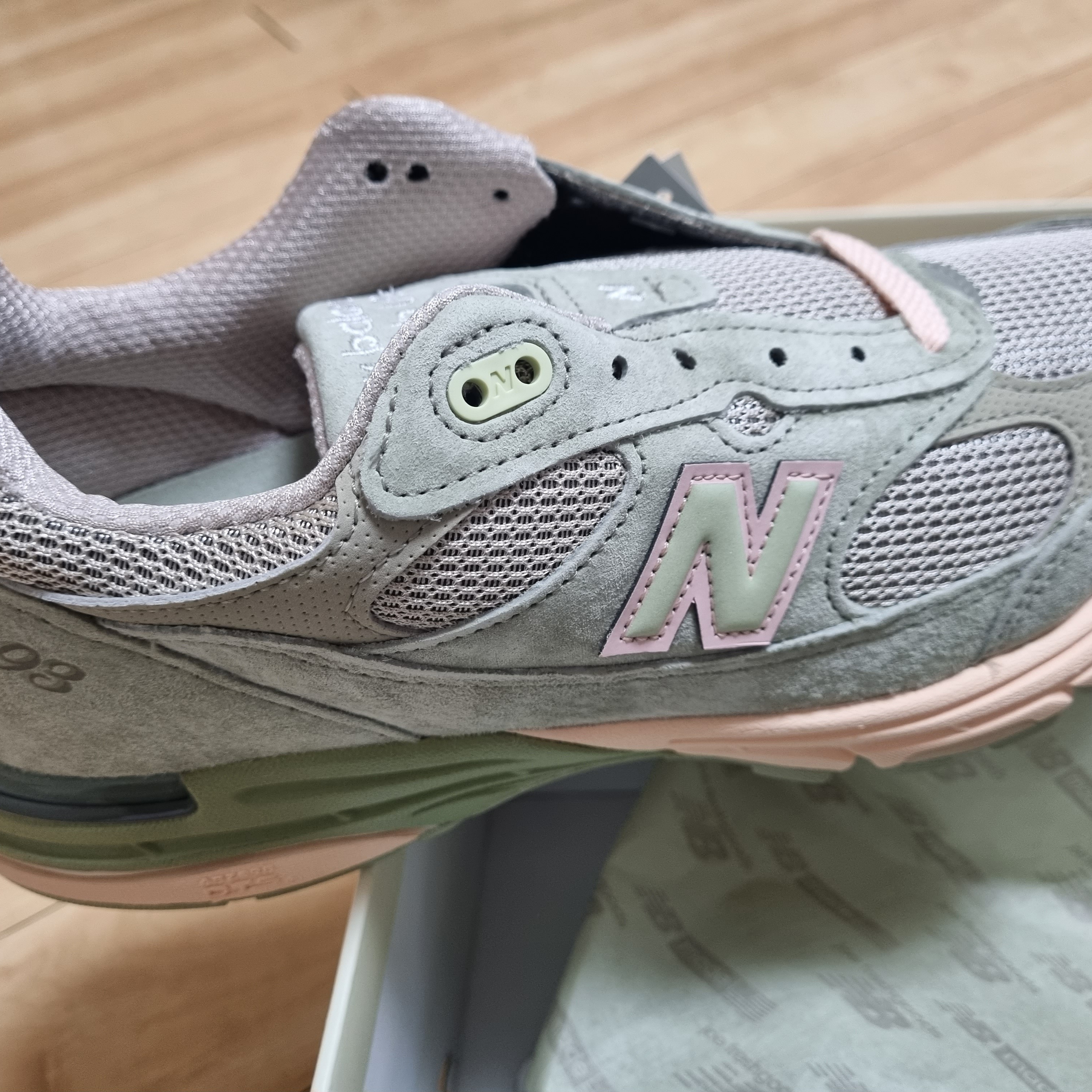 New Balance x Joe Freshgoods 993 Made in USA Sage 착용 스타일