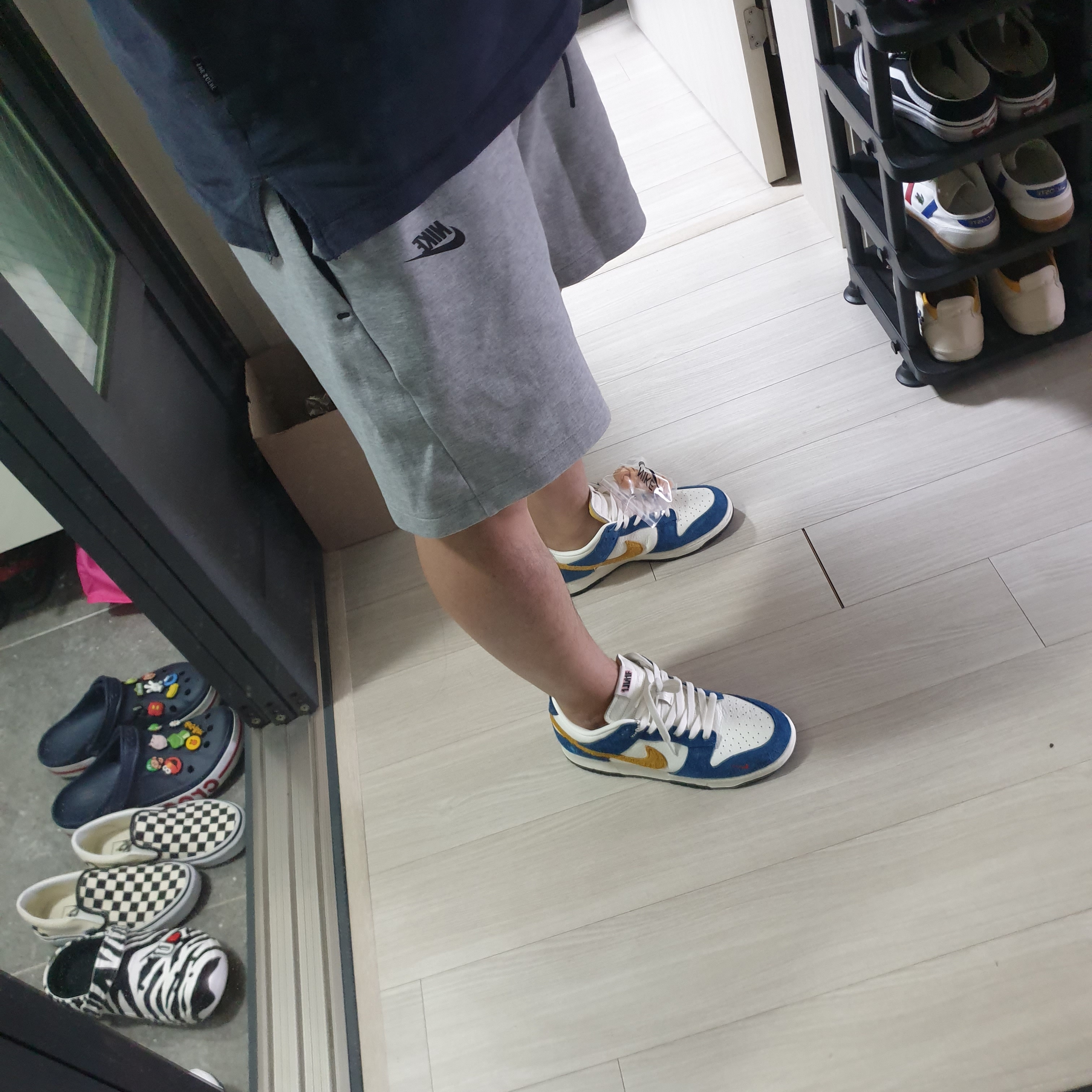 Nike x Kasina Dunk Low 80's Bus 착용 스타일