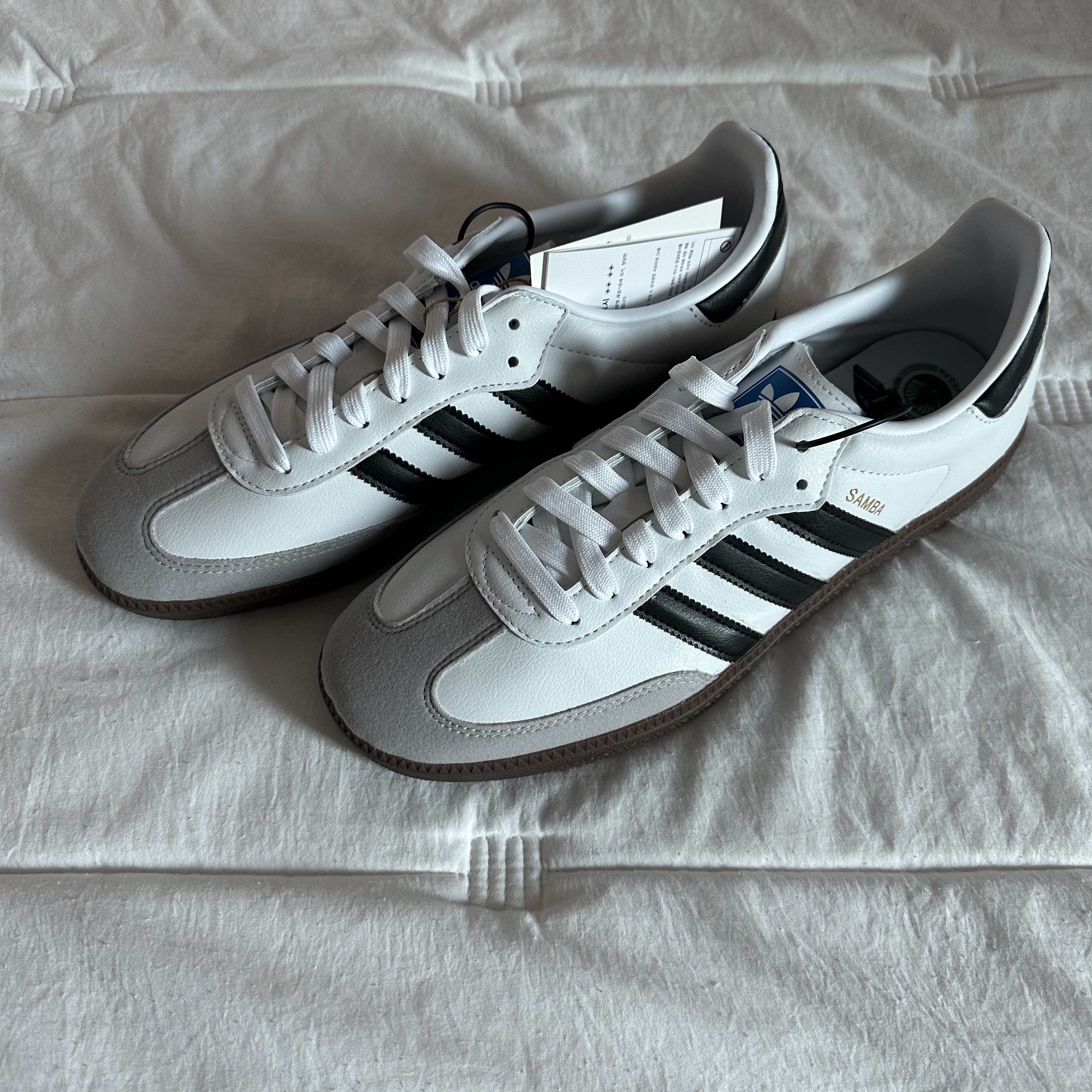Adidas Samba Vegan White Black 착용 스타일 - 1