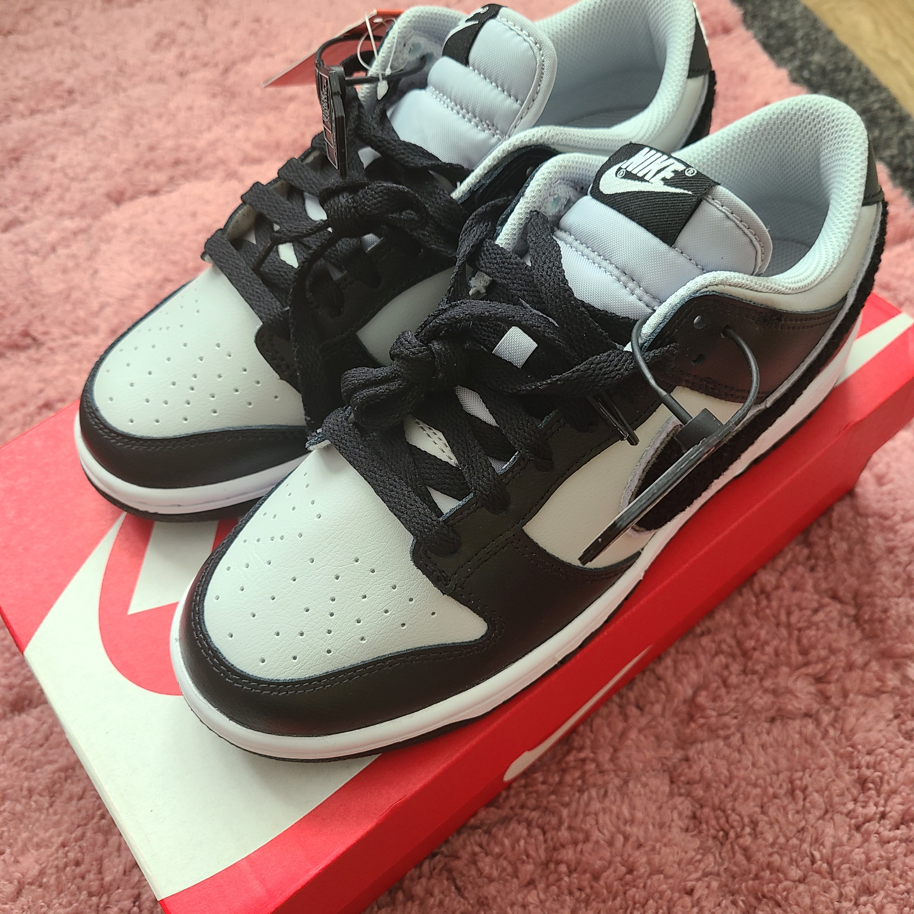 Nike Dunk Low Retro Grey Fog Black 착용 스타일 - 2