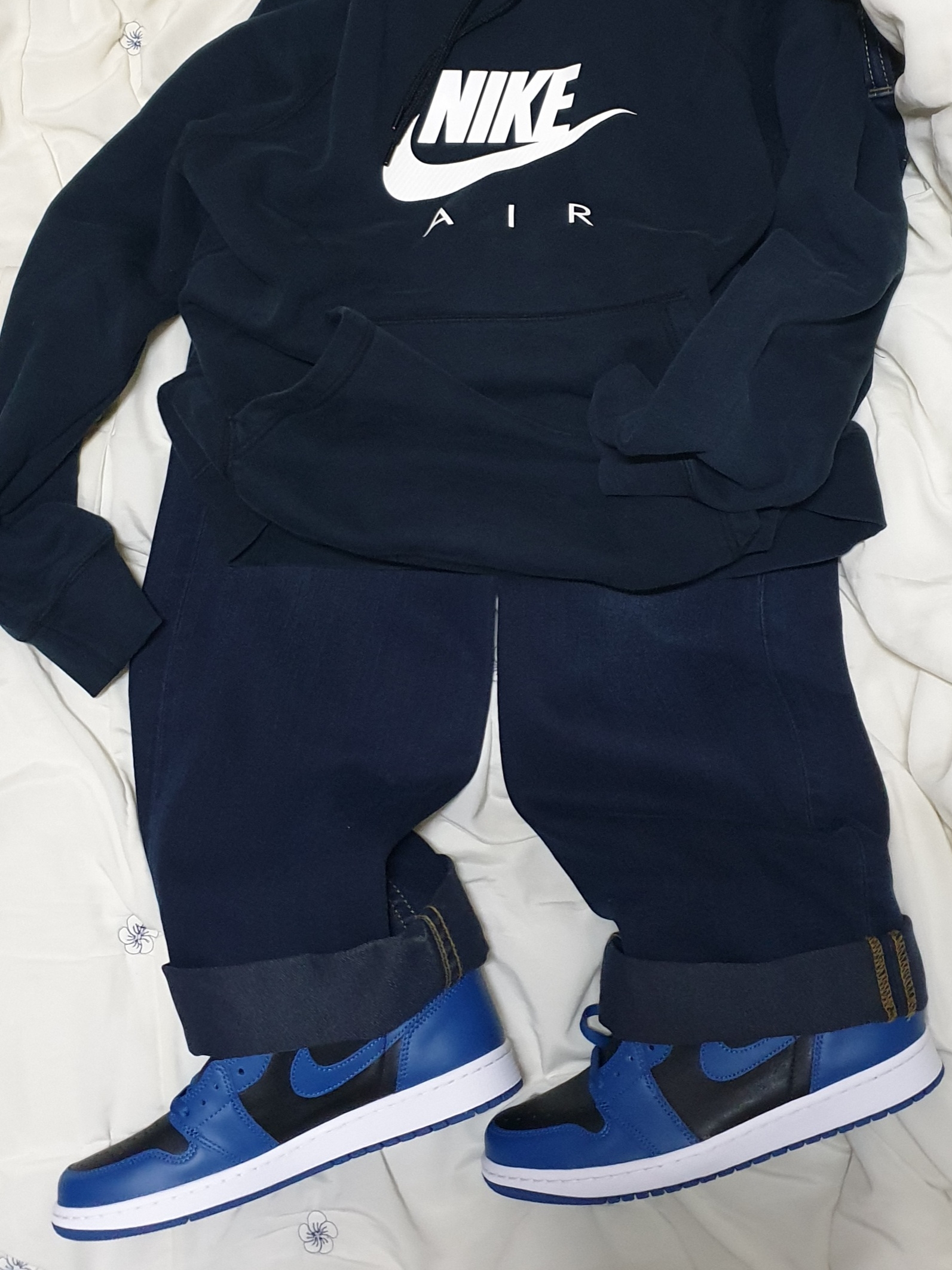 Jordan 1 Retro High OG Dark Marina Blue 착용 스타일