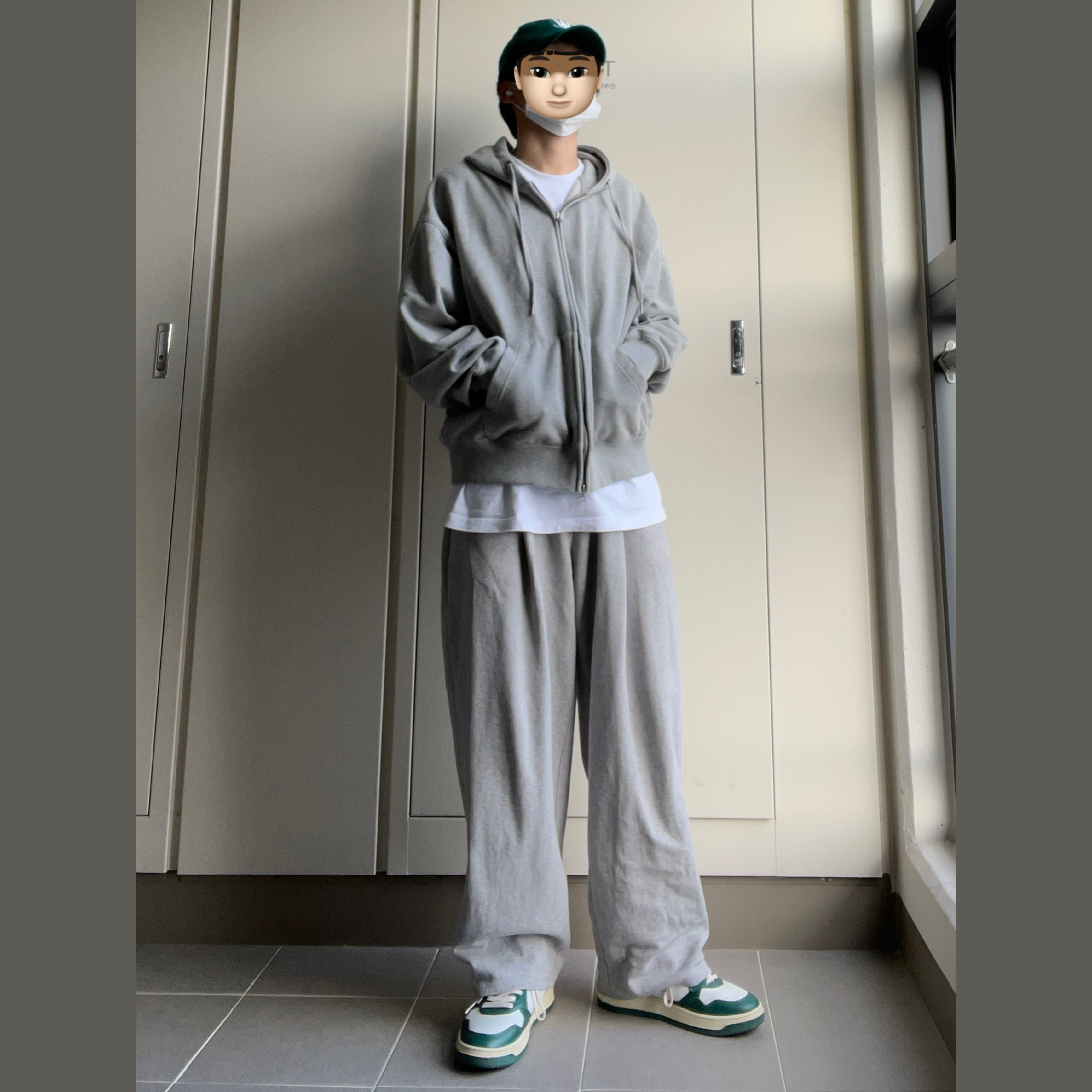 Autry Medalist Low Leather Sneakers White Mountain 착용 스타일