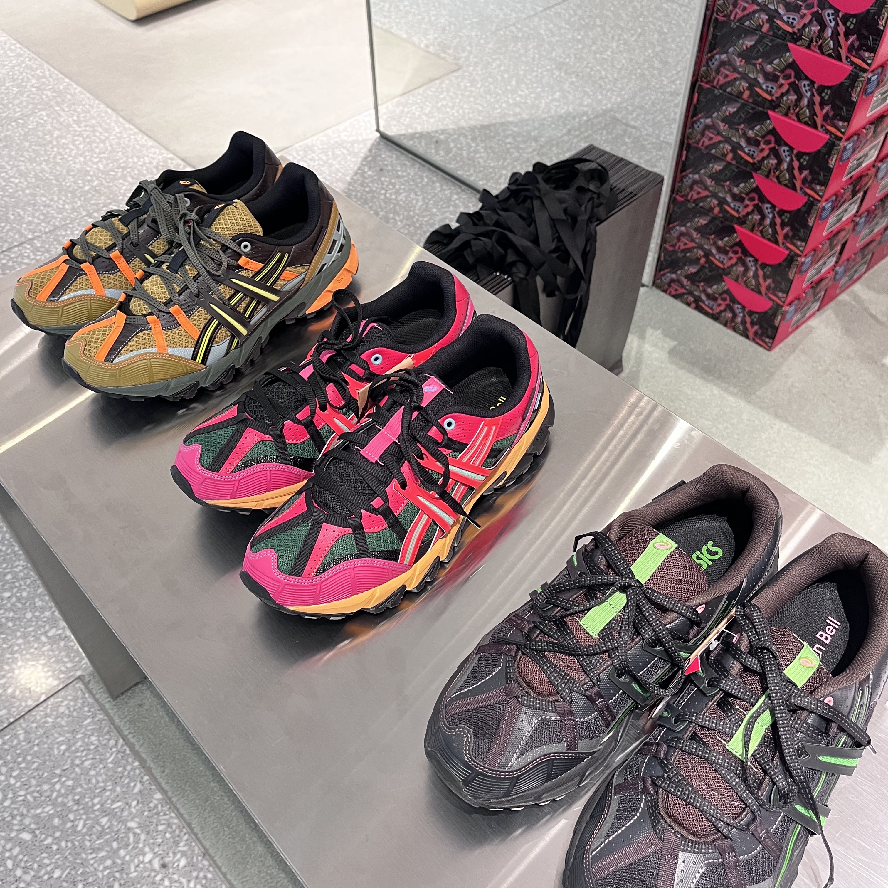 Asics x Andersson Bell Gel-Sonoma 15-50 Olive Oil Dark Brown, Asics x Andersson Bell Gel-Sonoma 15-50 Black Green 착용 스타일 - 1