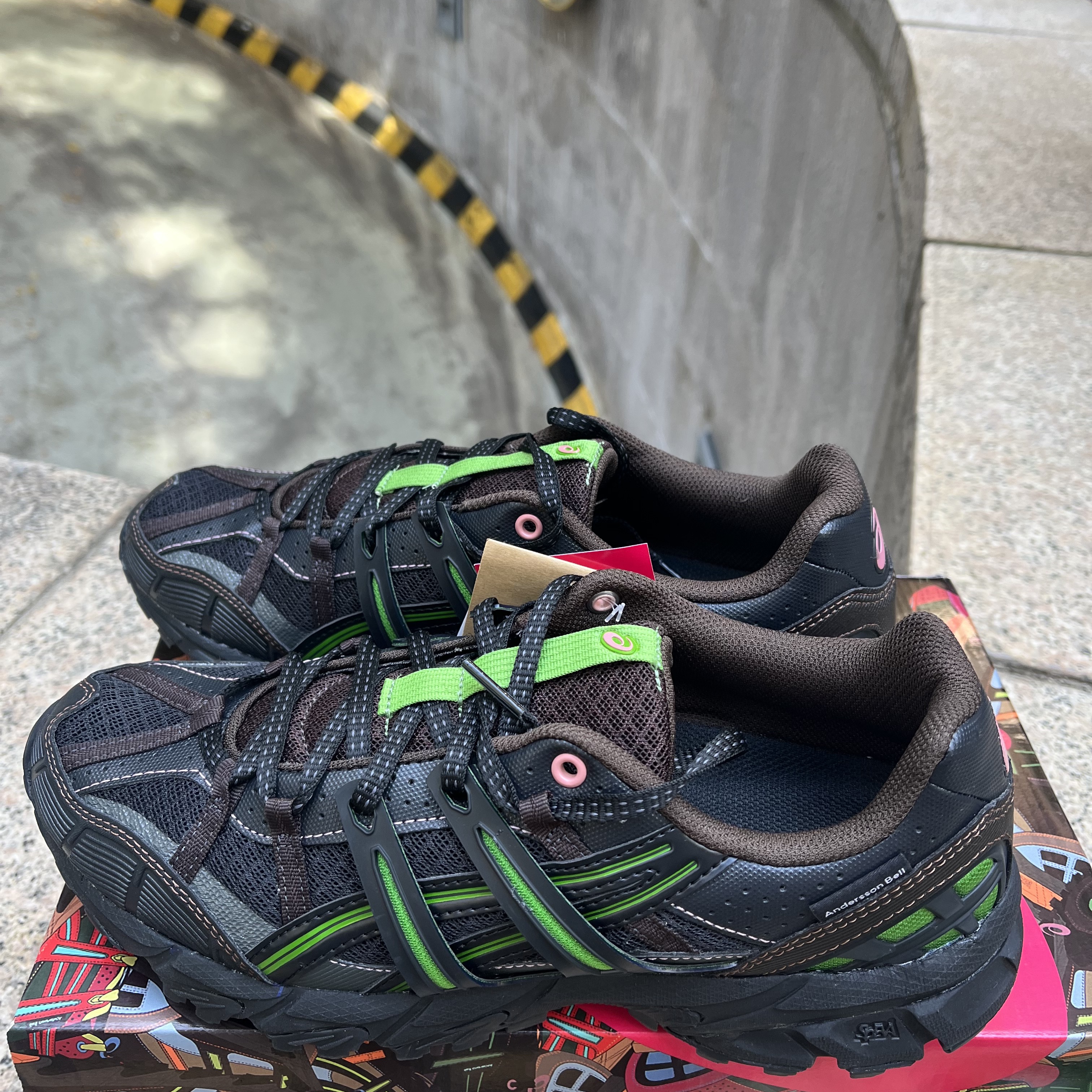 Asics x Andersson Bell Gel-Sonoma 15-50 Black Green 착용 스타일 - 2