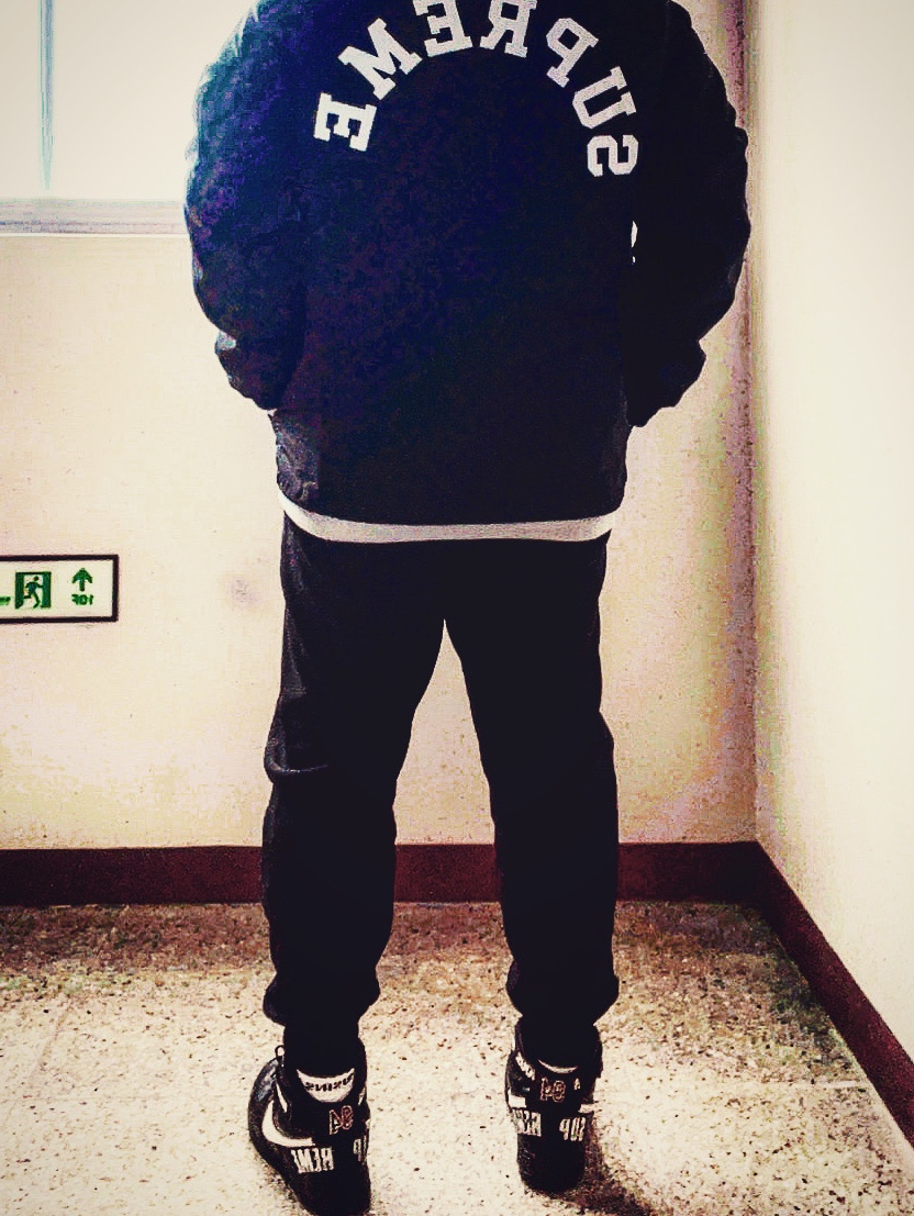 Nike x Supreme Air Force 1 High World Famous Black 착용 스타일