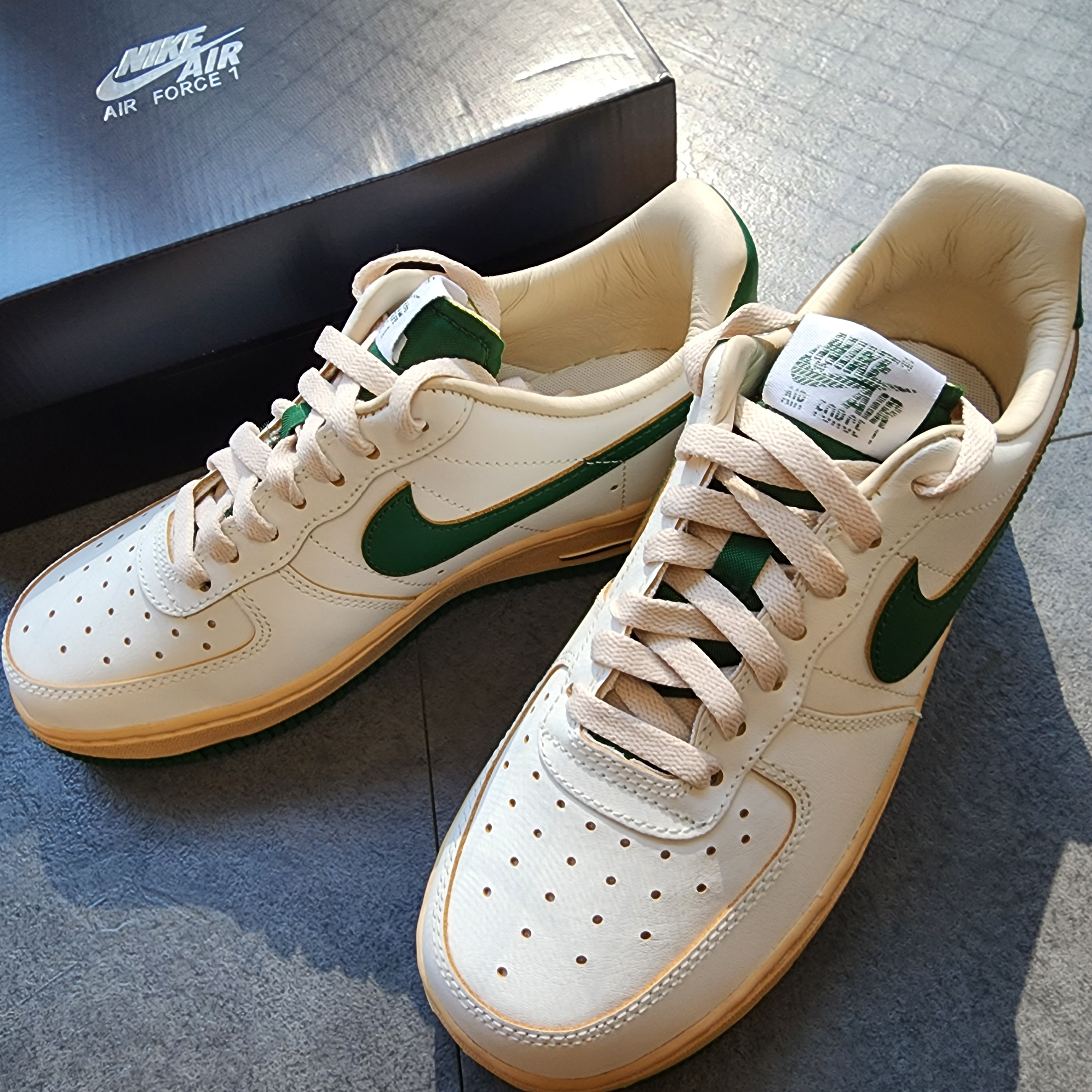 (W) Nike Air Force 1 Low Gorge Green 착용 스타일 - 3
