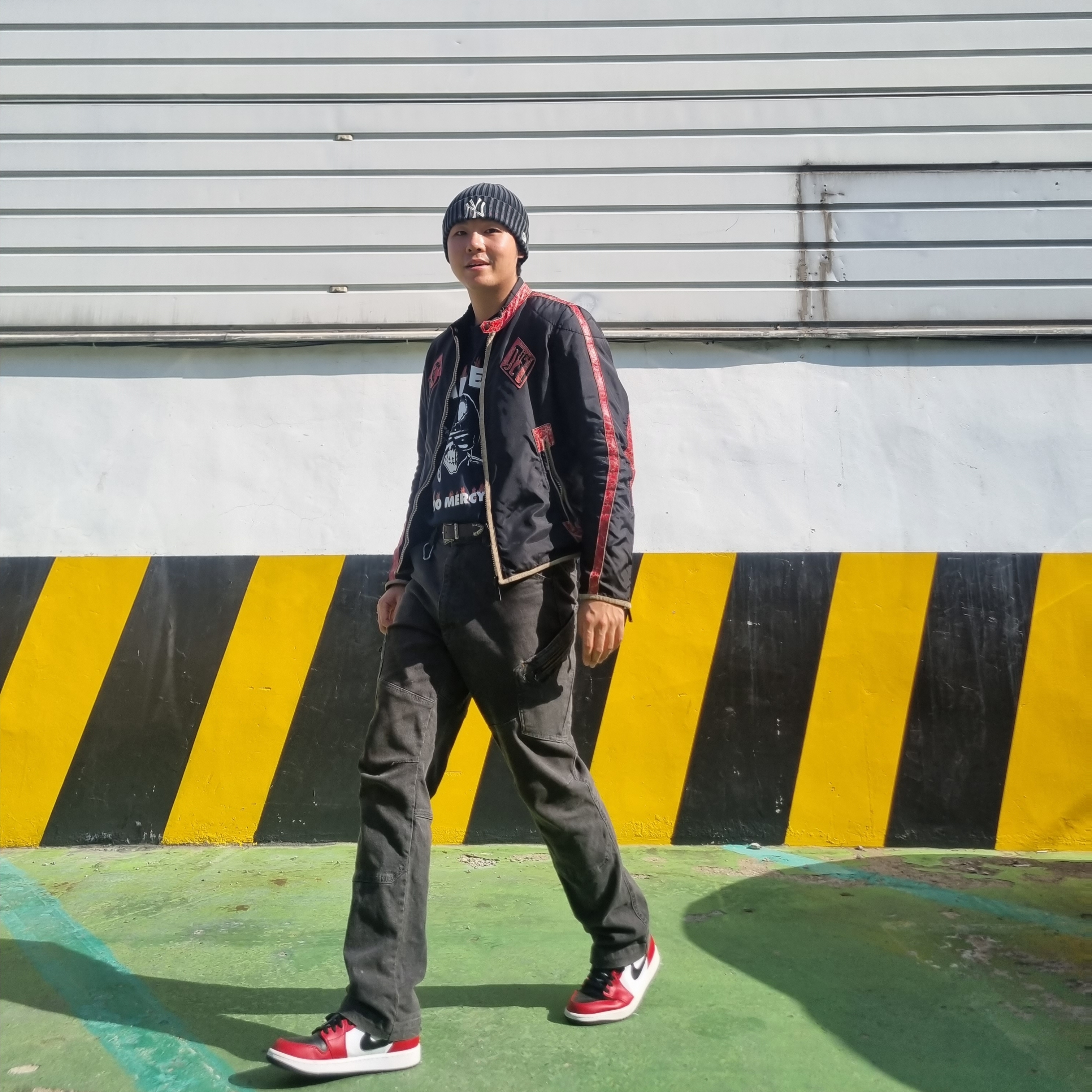 Jordan 1 Mid Chicago 2020 착용 스타일 - 1