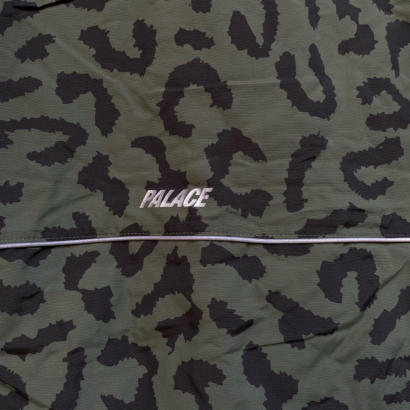Palace M-Tech Hooded Jacket Olive Cheetah - 22FW 착용 스타일 - 5