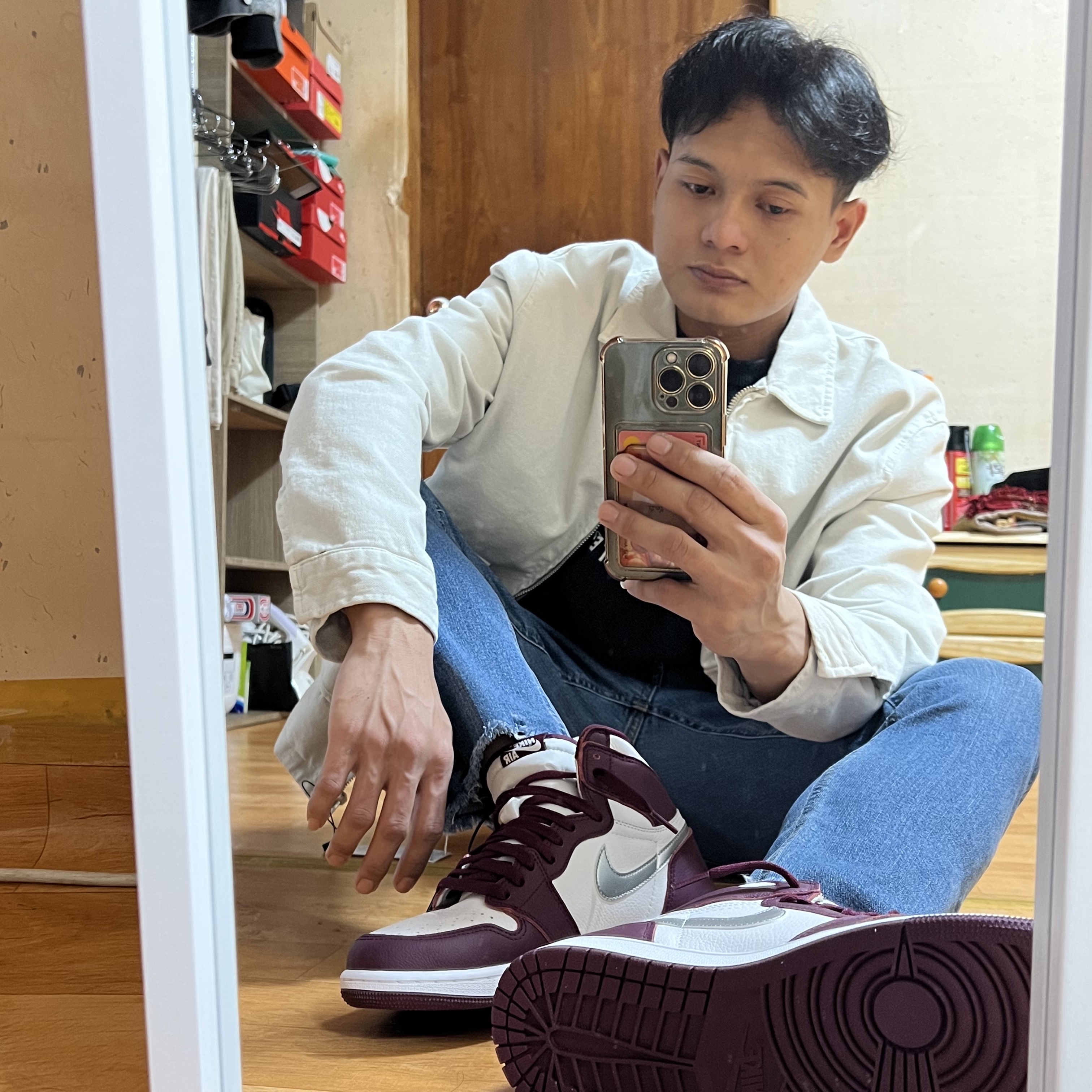 Jordan 1 Retro High OG Bordeaux 착용 스타일