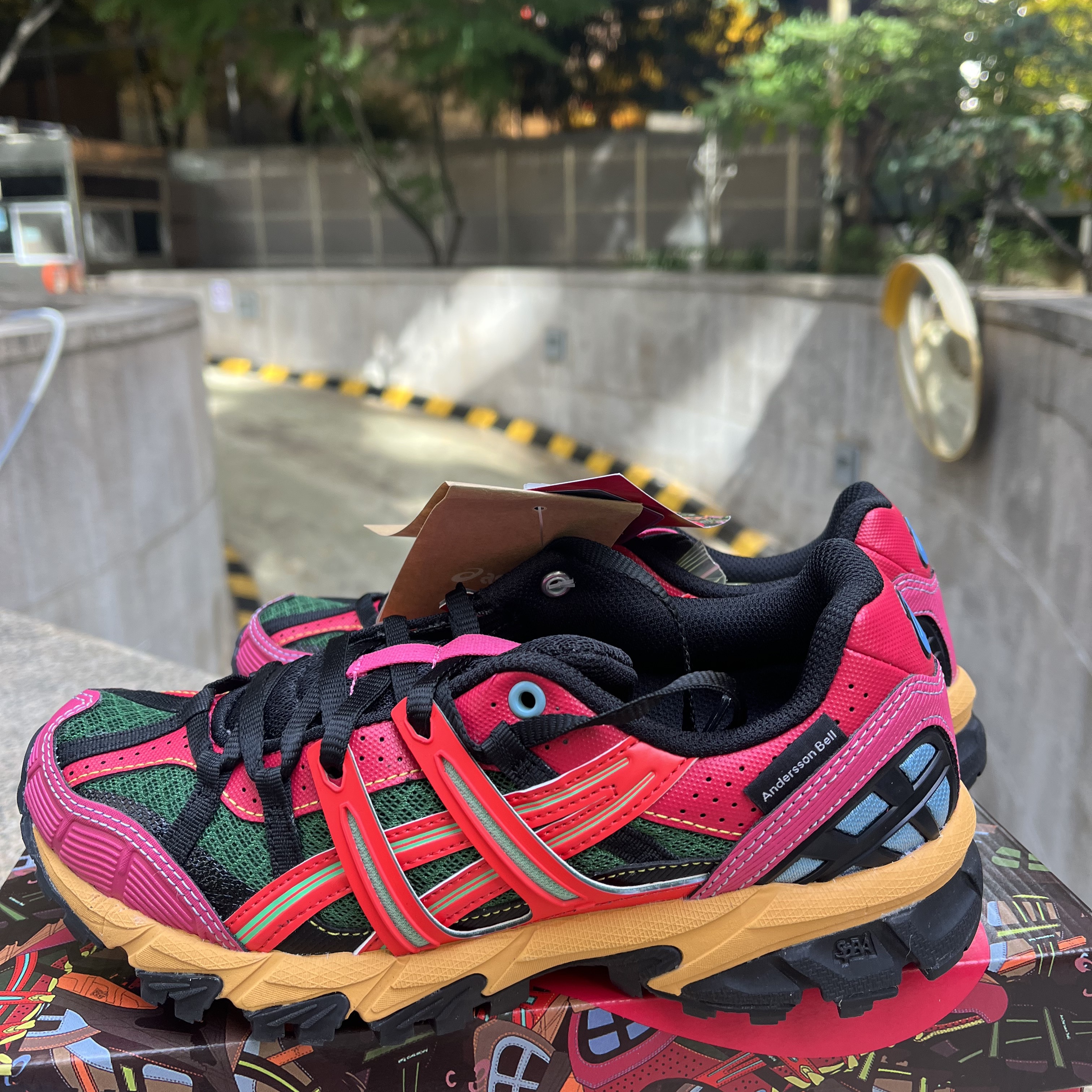 Asics x Andersson Bell Gel-Sonoma 15-50 Bright Rose Evergreen 착용 스타일 - 1