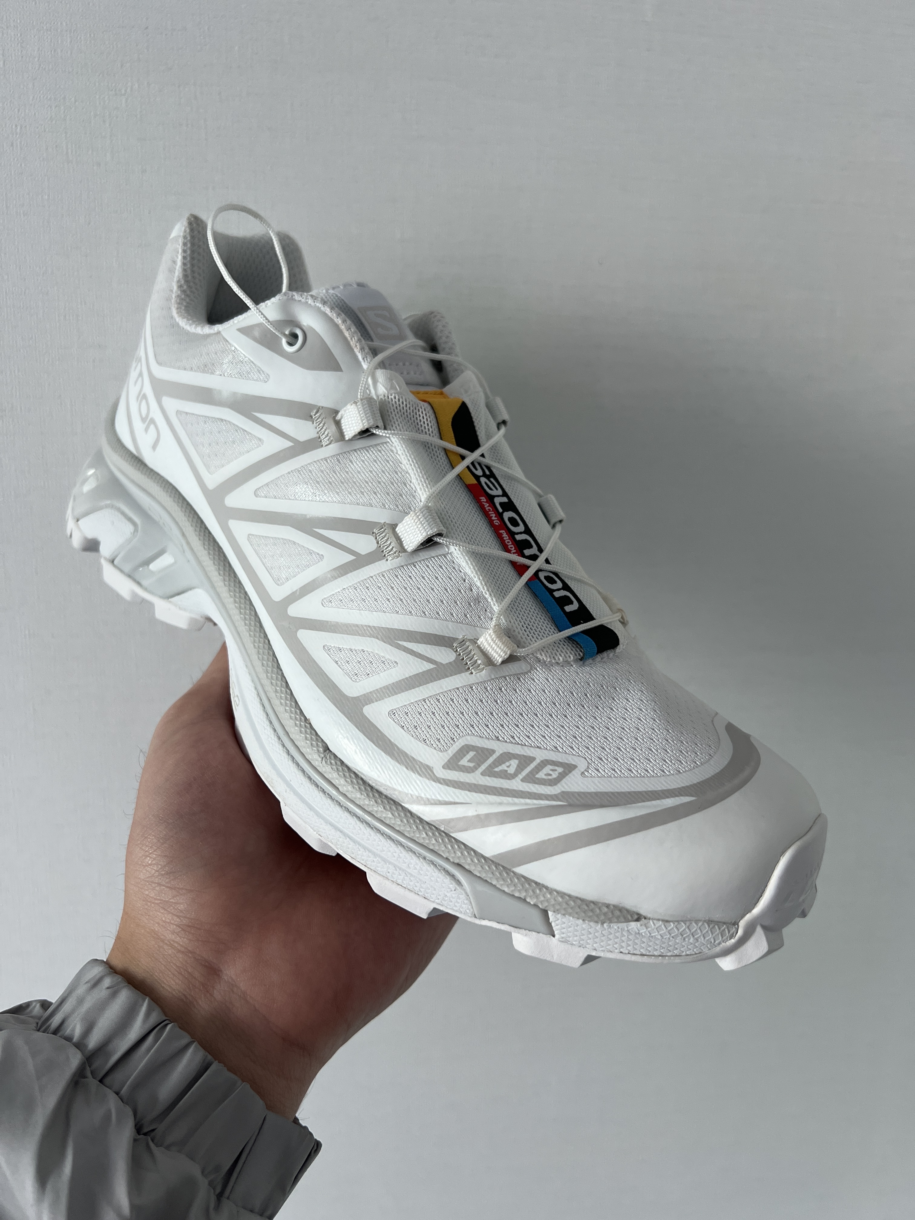 Salomon XT-6 ADV White 착용 스타일