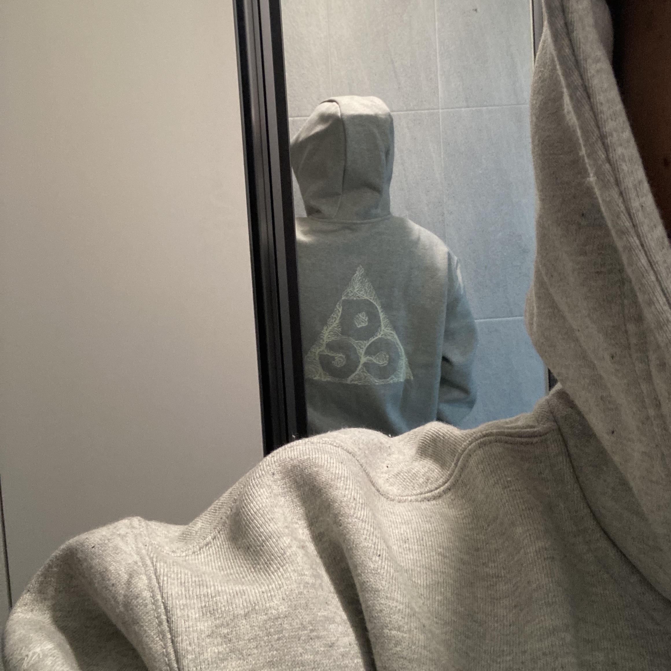 Nike ACG Therma-Fit Fleece Full Zip Hoodie Airora Grey Heather - Asia, Nike Dunk Low Retro Gym Red 착용 스타일 - 2