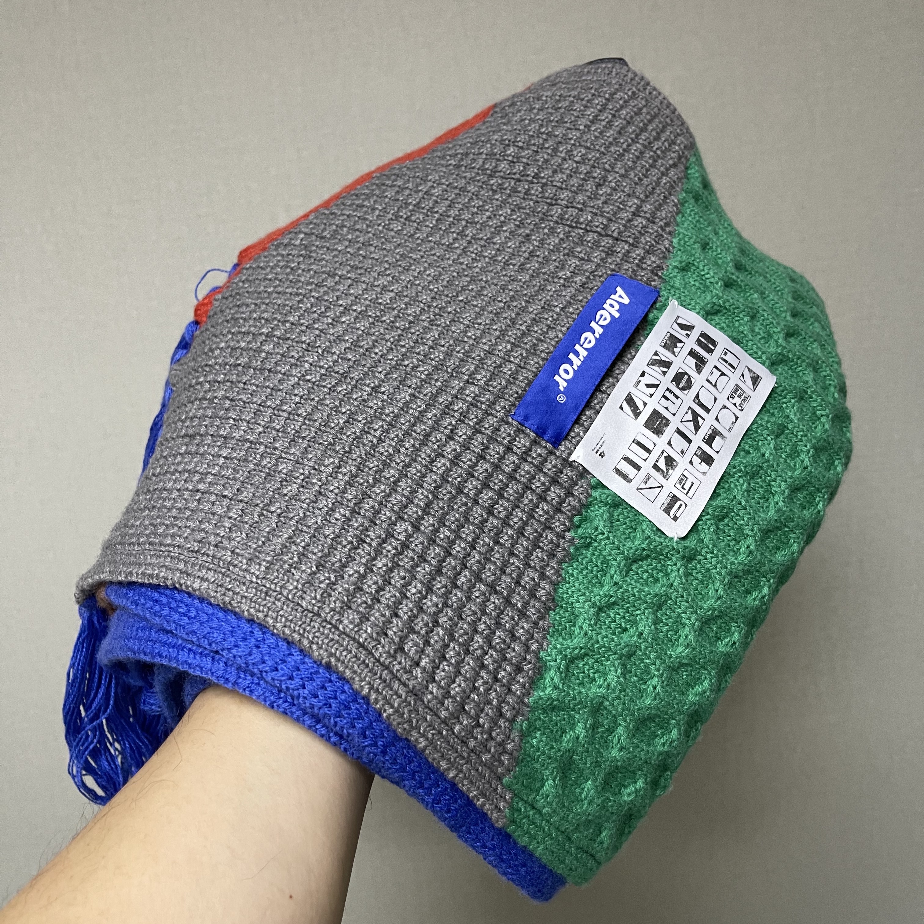 Ader Error x Zara Scarf Blue 착용 스타일 - 2