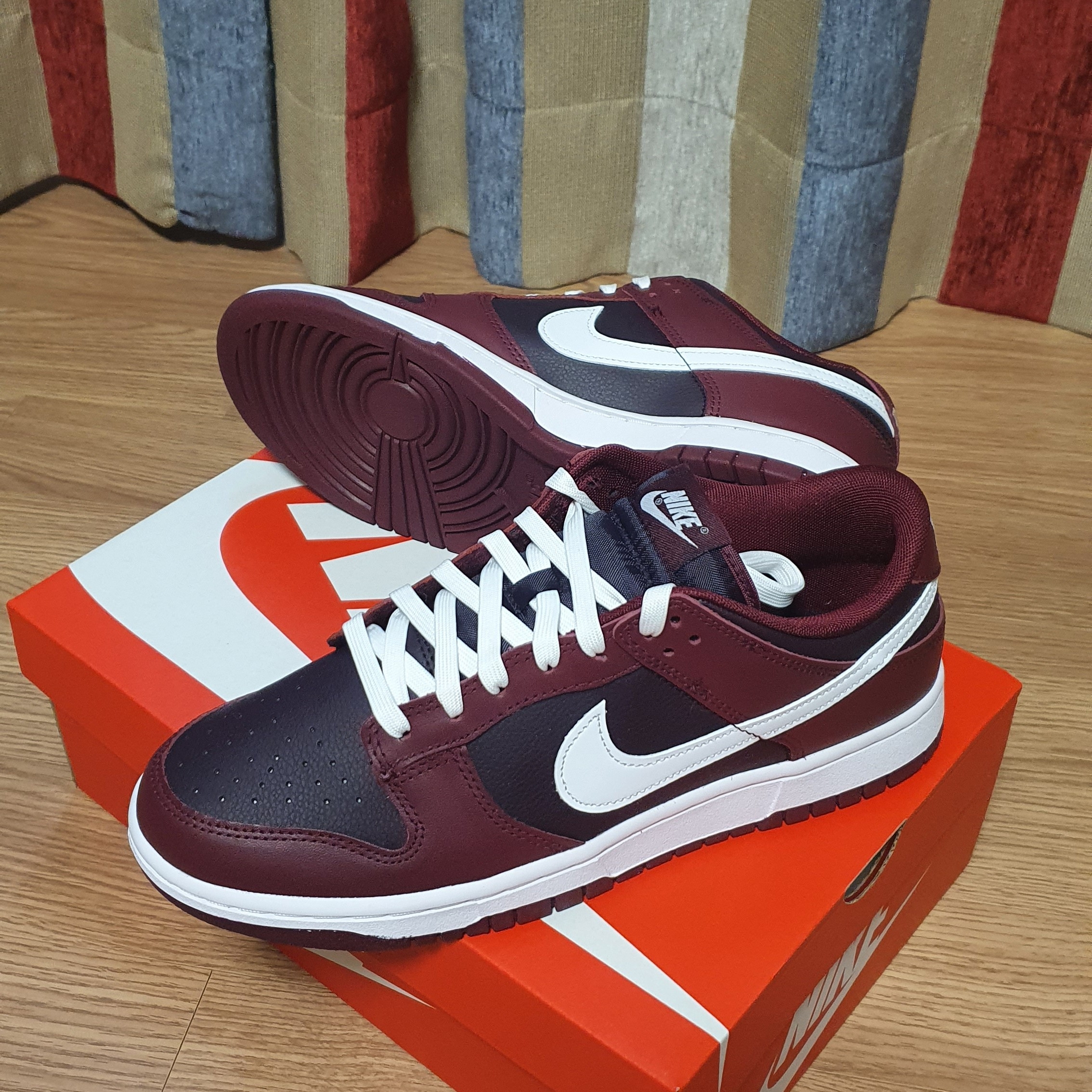 Nike Dunk Low Retro Dark Beetroot 착용 스타일 - 1