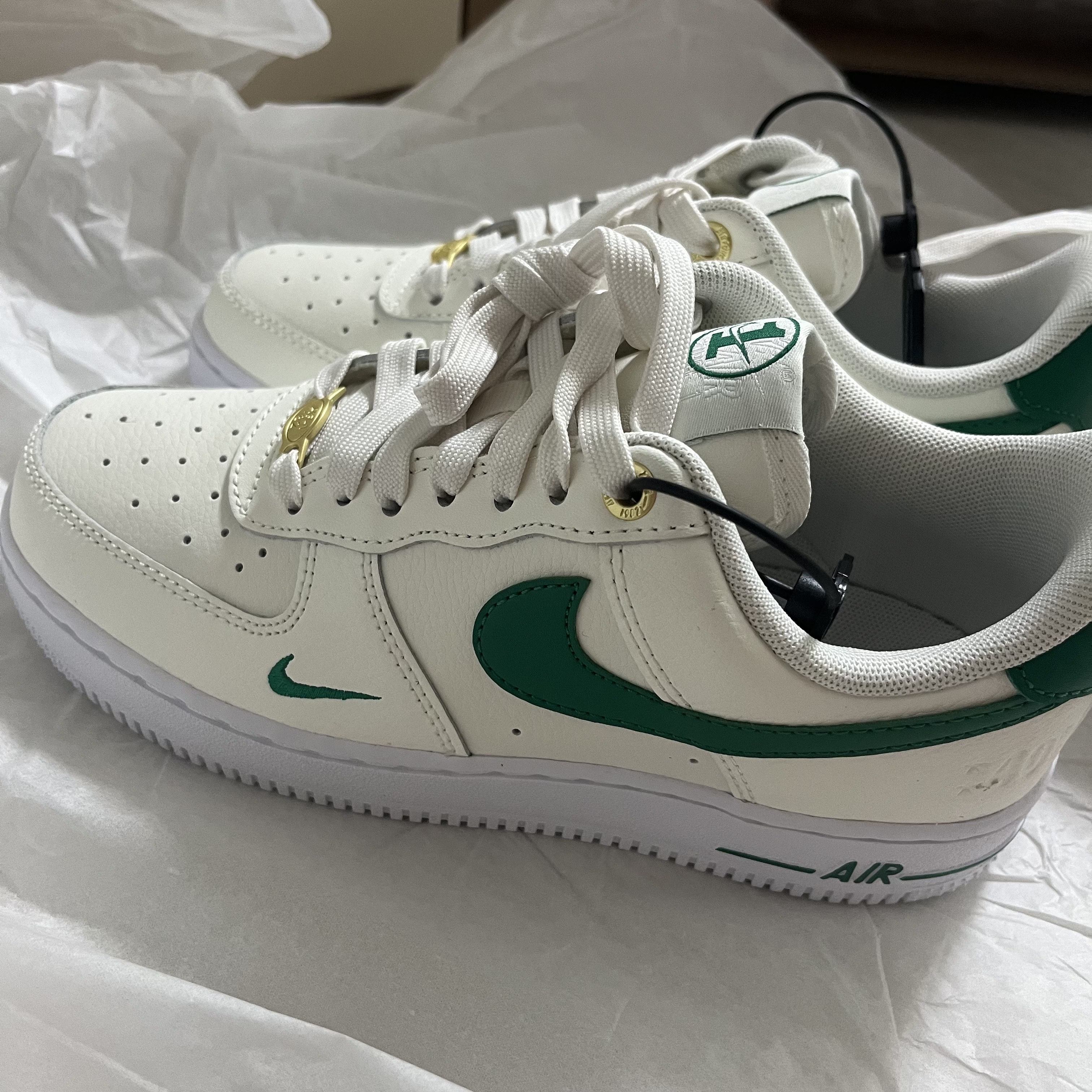 (W) Nike Air Force 1 '07 SE 40th Anniversary Join Forces Sail Malachite 착용 스타일