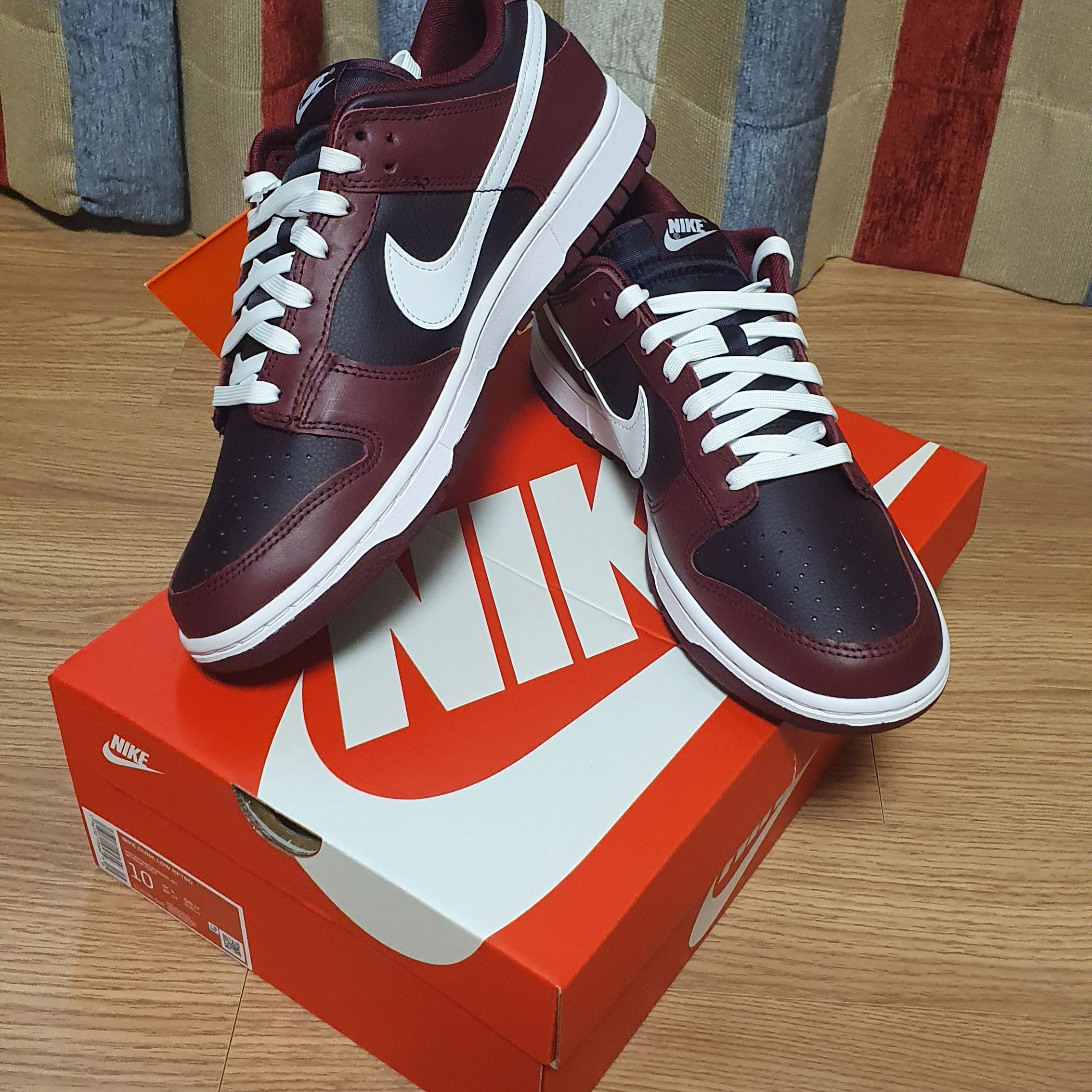 Nike Dunk Low Retro Dark Beetroot 착용 스타일 - 2
