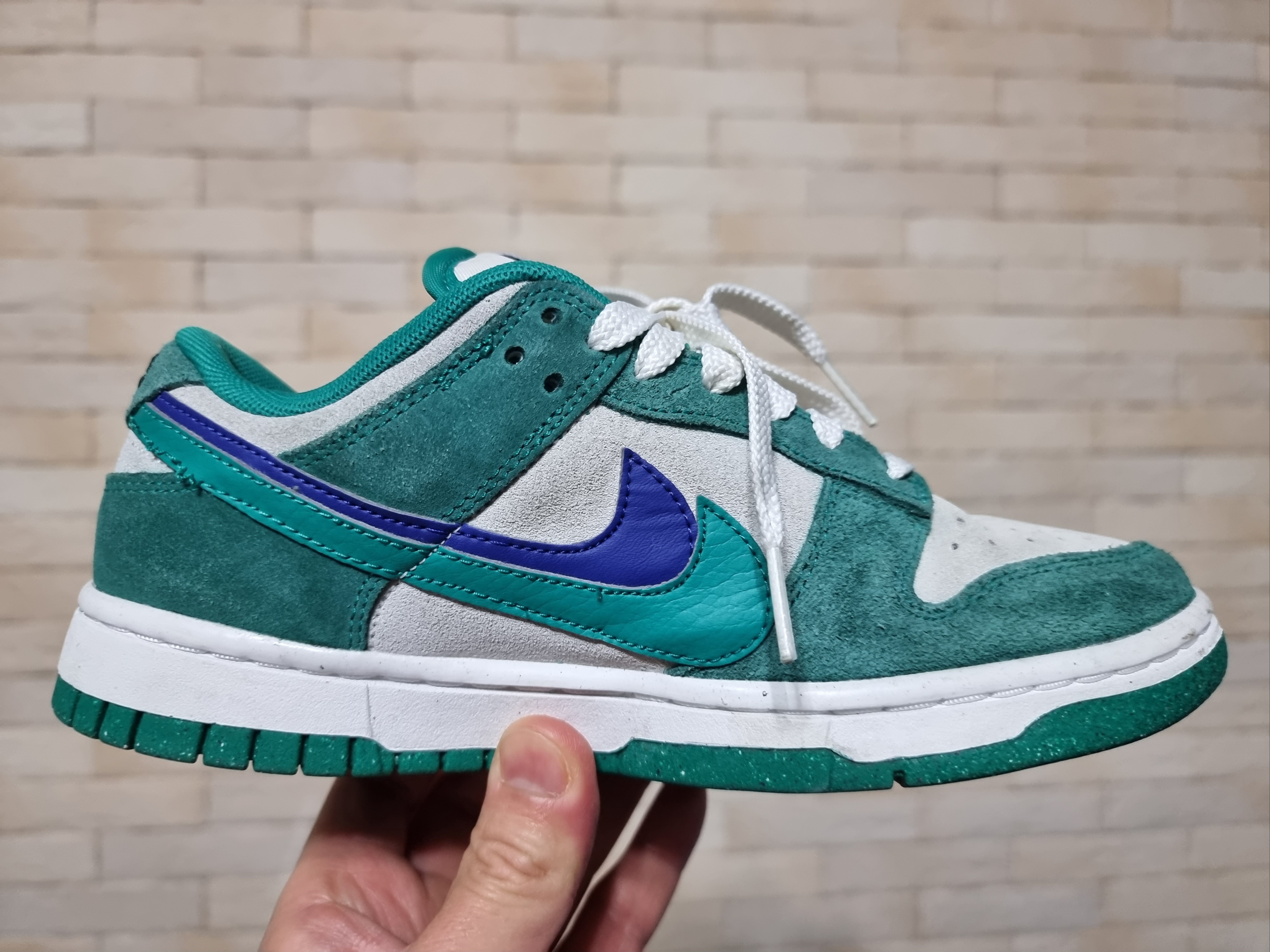 (W) Nike Dunk Low SE 85 Neptune Green and Sail 착용 스타일 - 2
